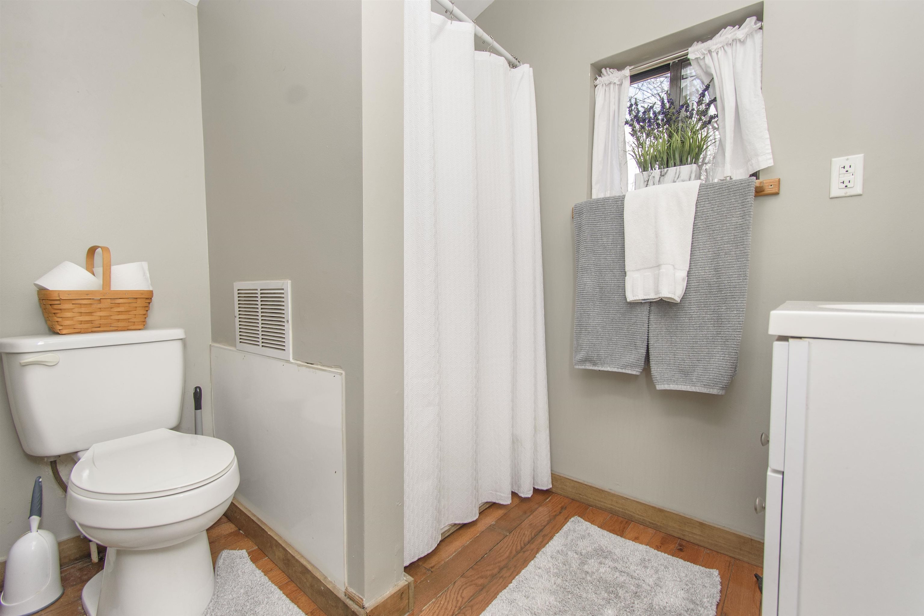 925 Mountain Drive Radford VA 24141