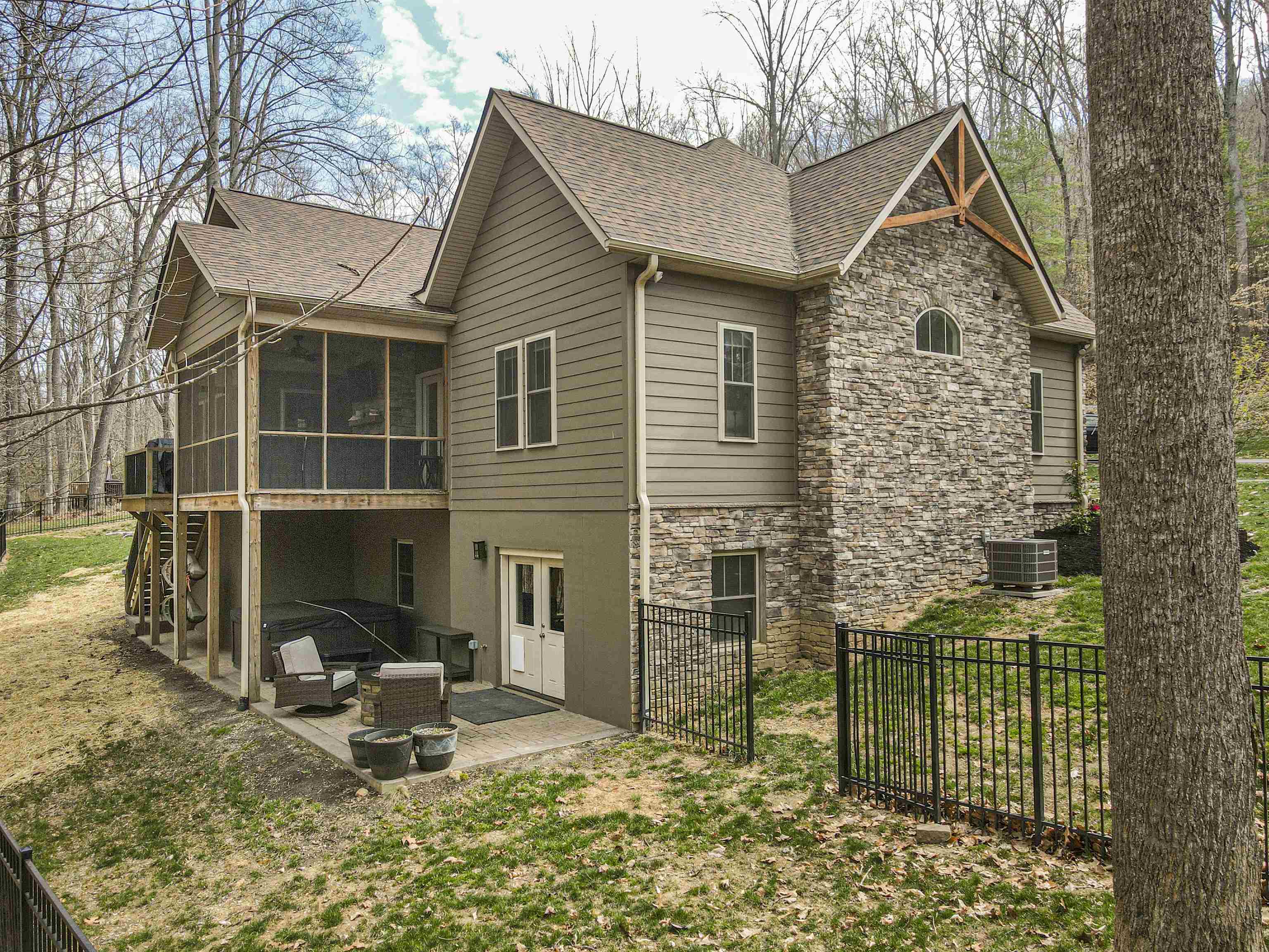 925 Mountain Drive Radford VA 24141