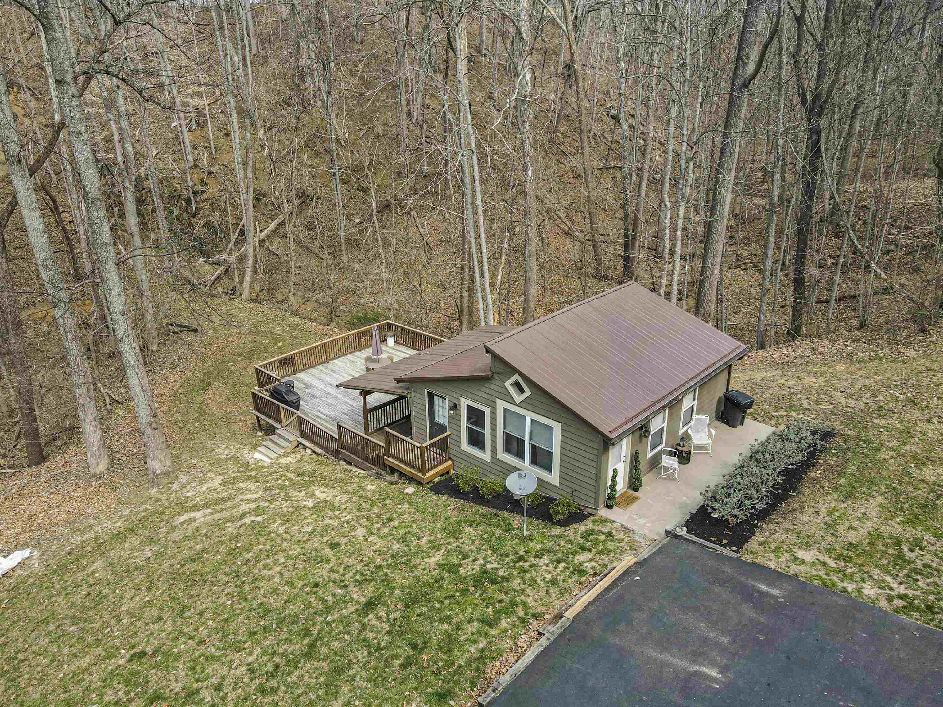 925 Mountain Drive Radford VA 24141