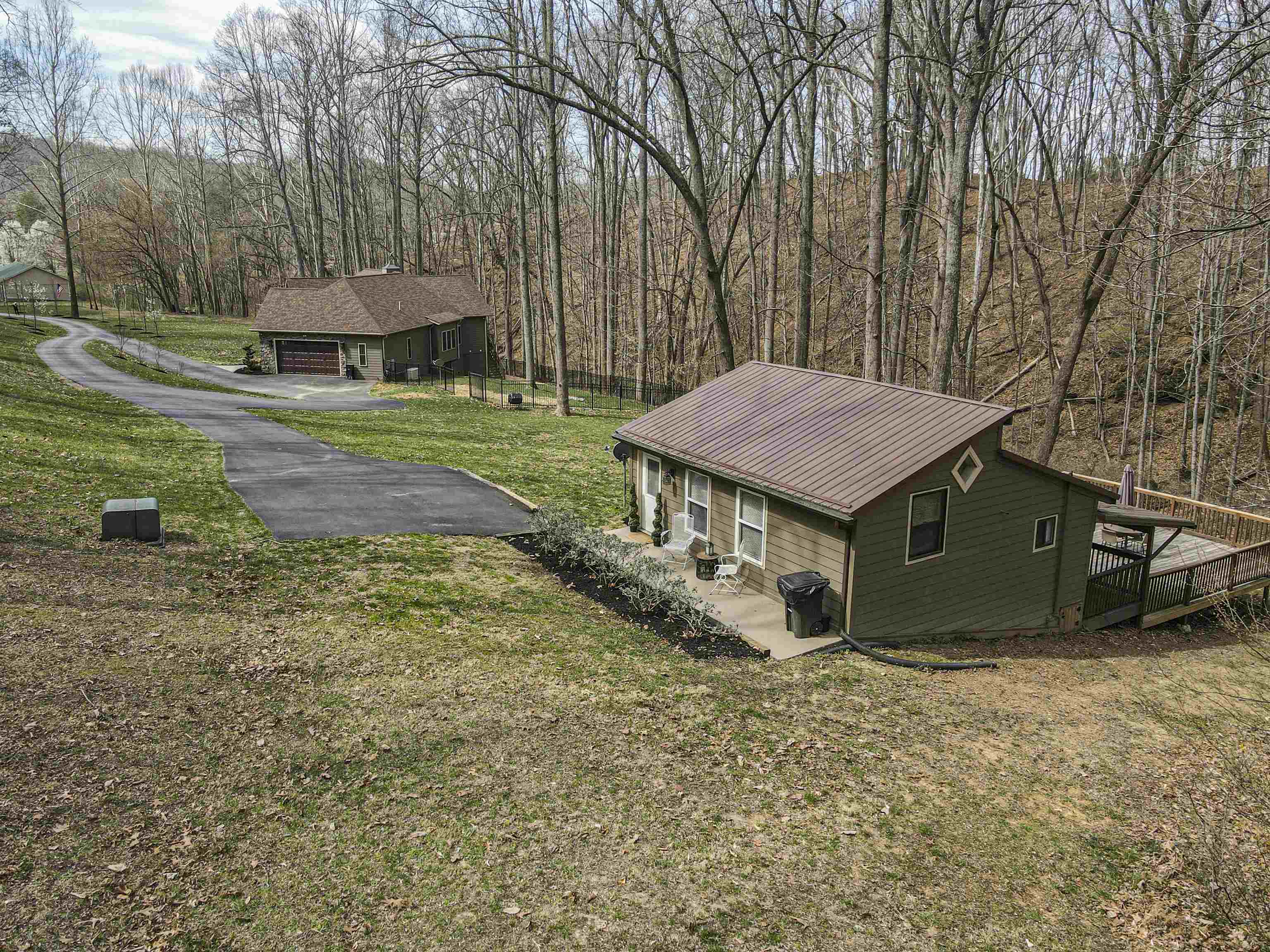 925 Mountain Drive Radford VA 24141