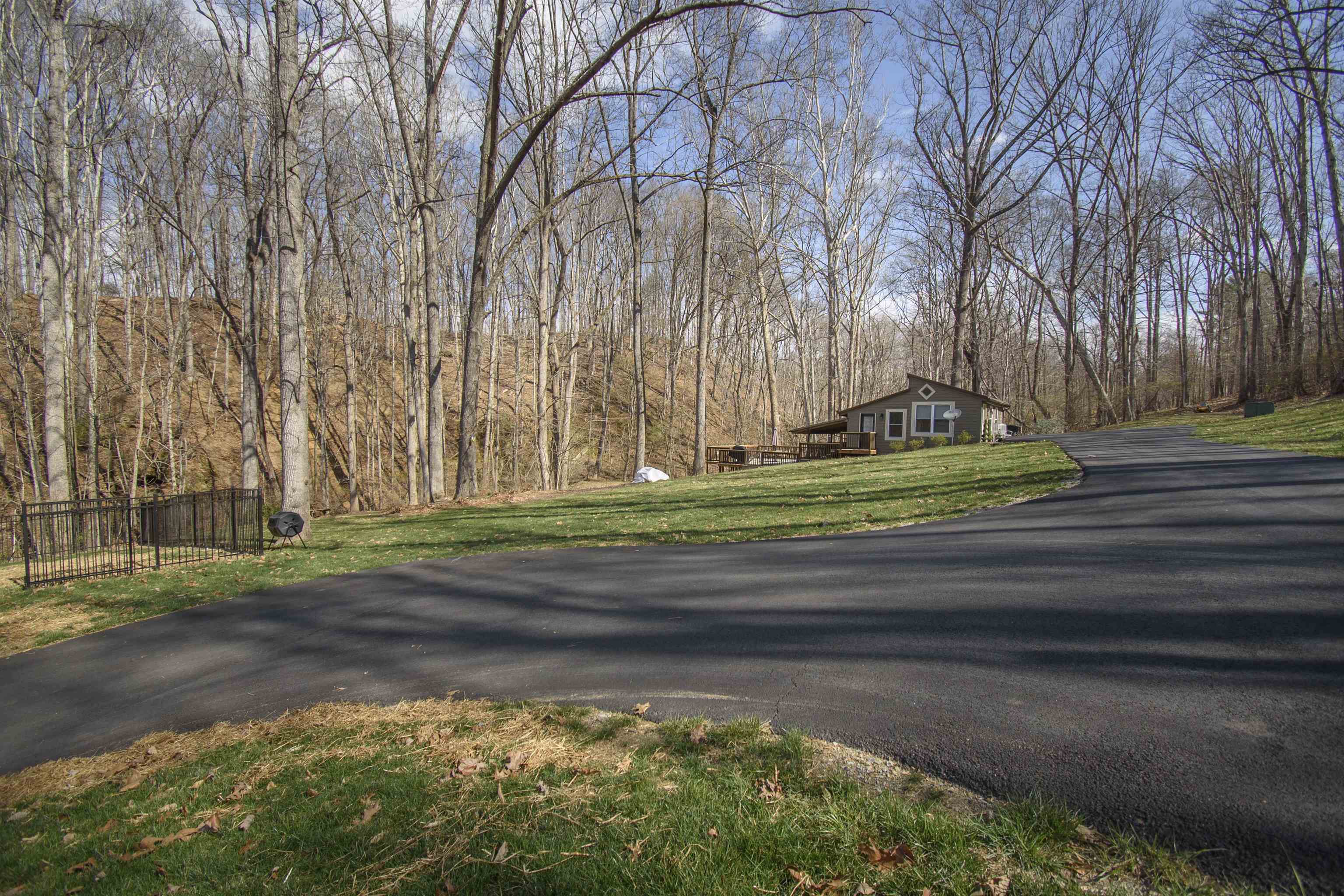 925 Mountain Drive Radford VA 24141