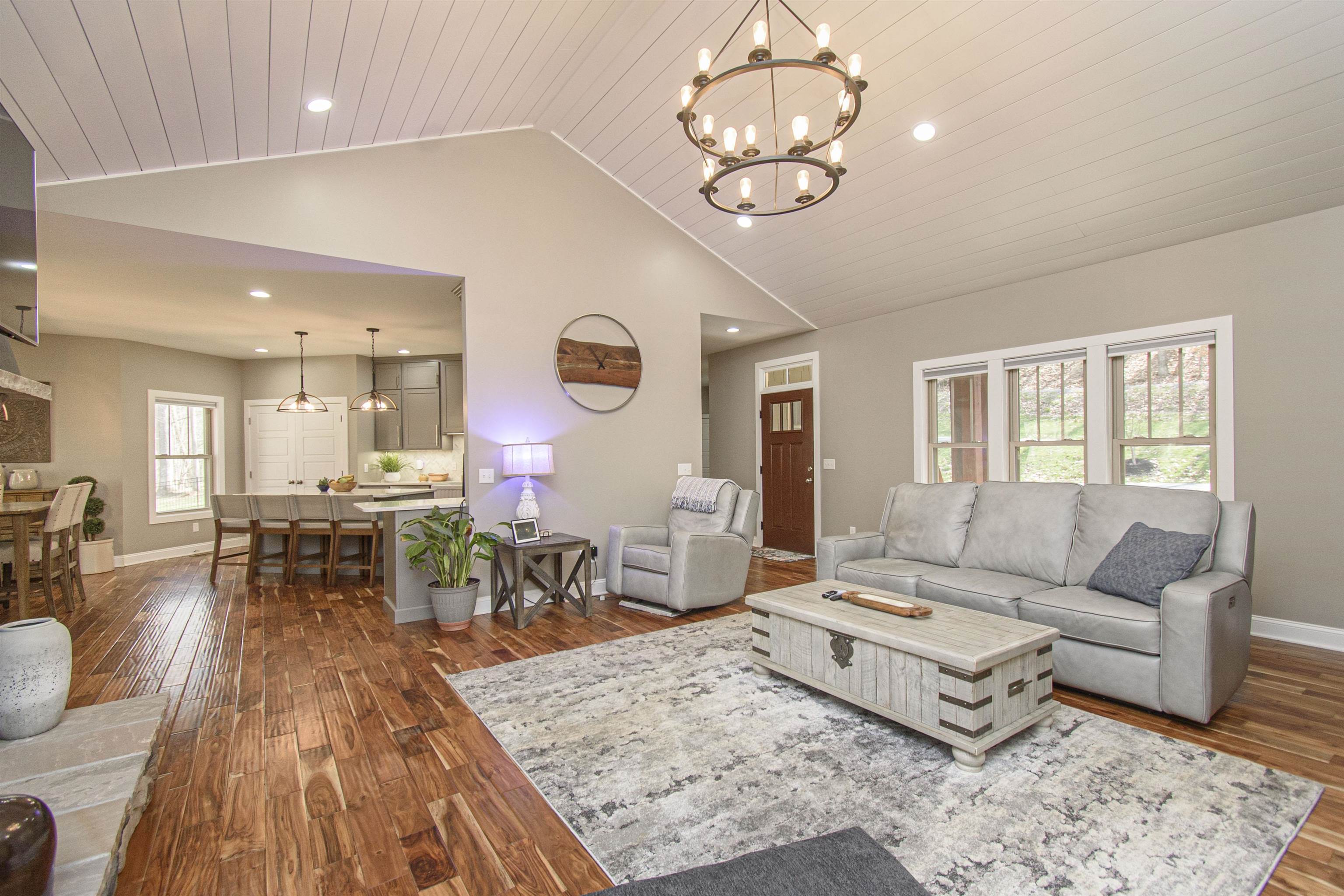 925 Mountain Drive Radford VA 24141