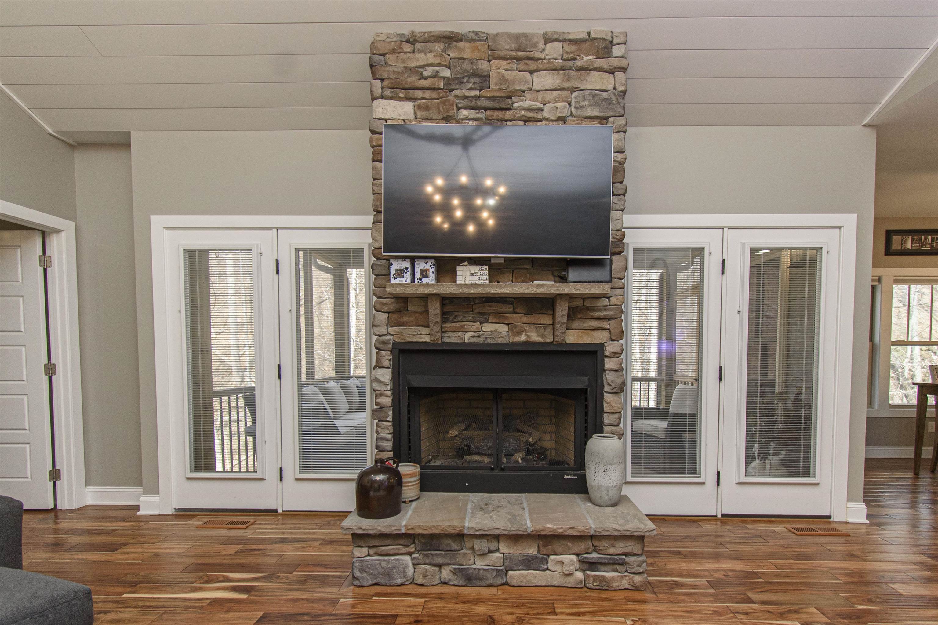 925 Mountain Drive Radford VA 24141