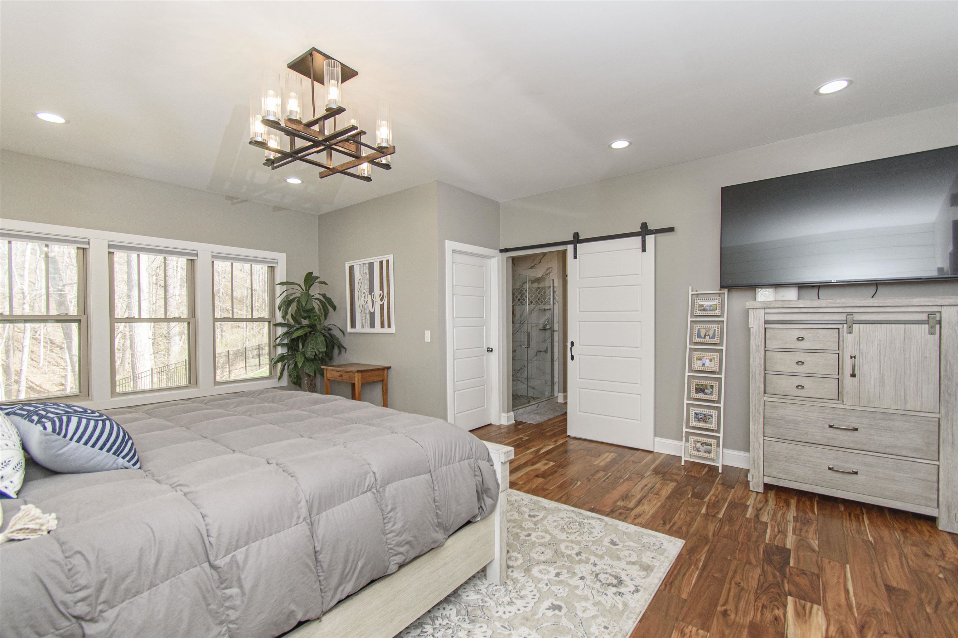 925 Mountain Drive Radford VA 24141