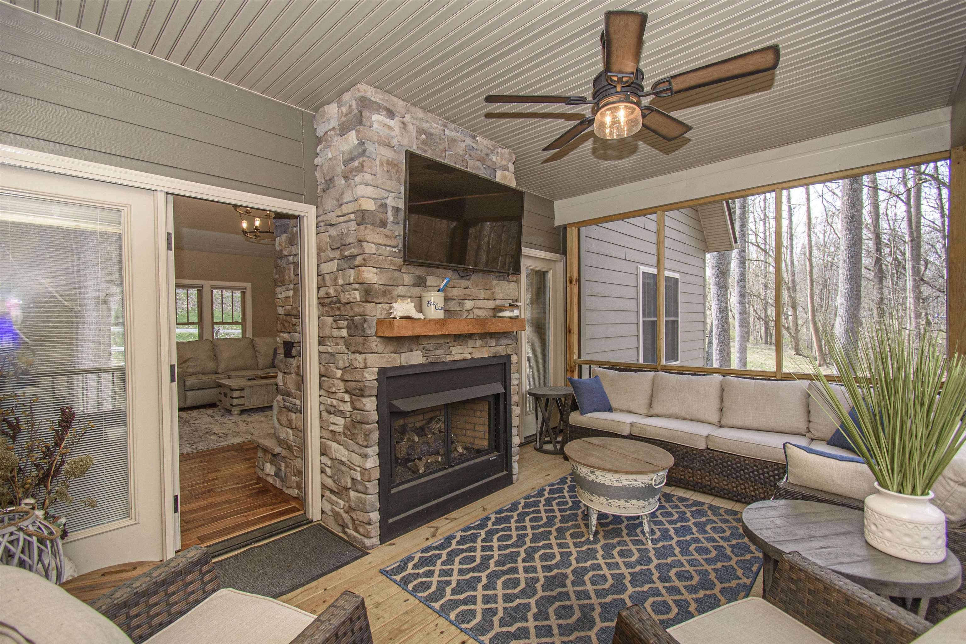 925 Mountain Drive Radford VA 24141