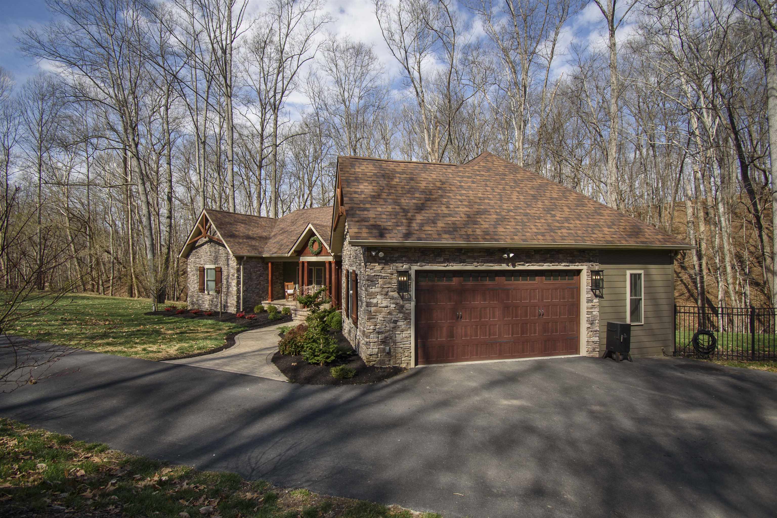 925 Mountain Drive Radford VA 24141