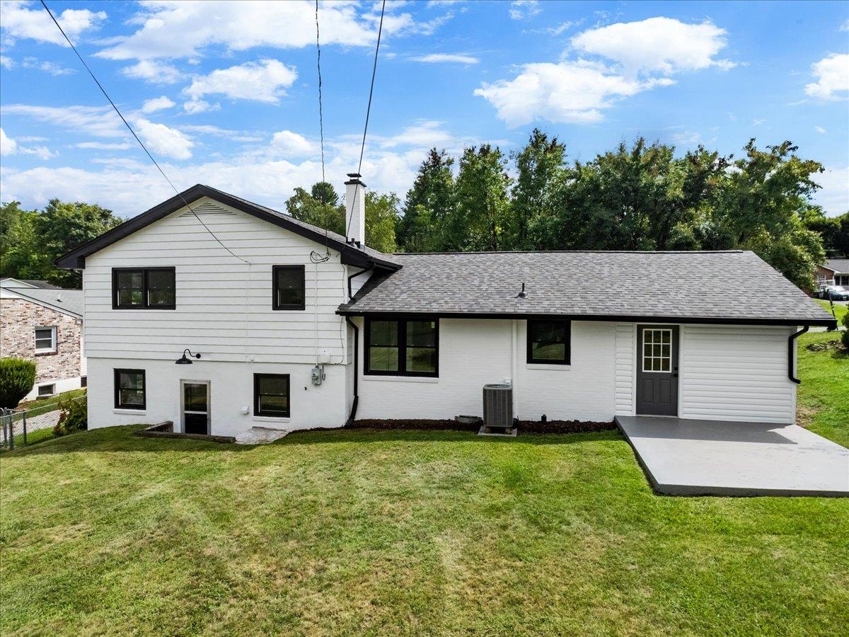 950 Mchenry Avenue Christiansburg VA 24073
