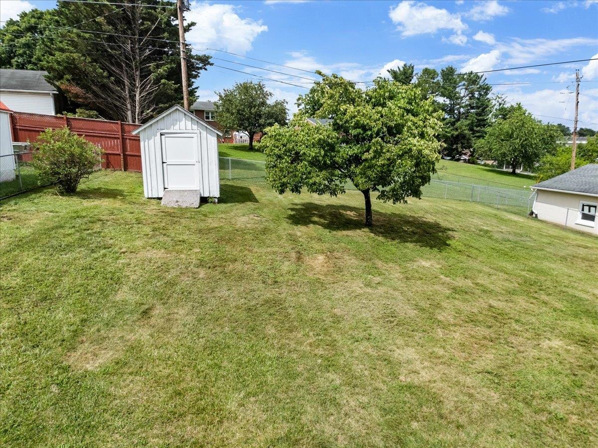 950 Mchenry Avenue Christiansburg VA 24073