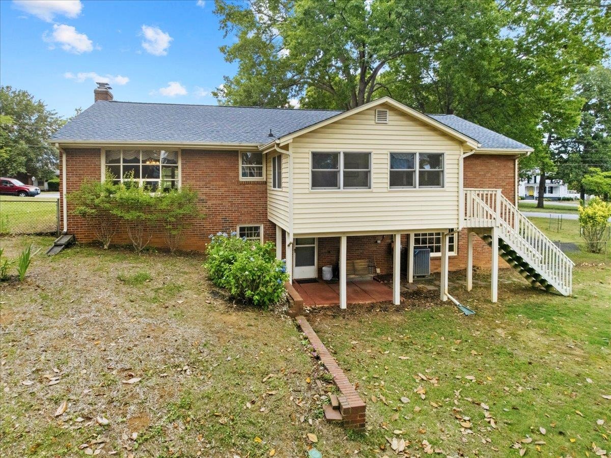 3155 Tomaranne Drive Roanoke VA 24018