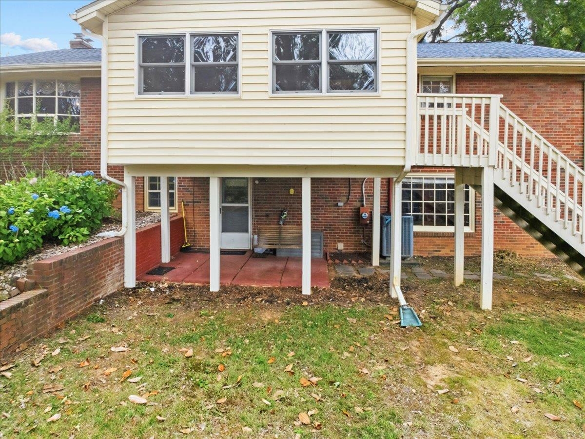 3155 Tomaranne Drive Roanoke VA 24018