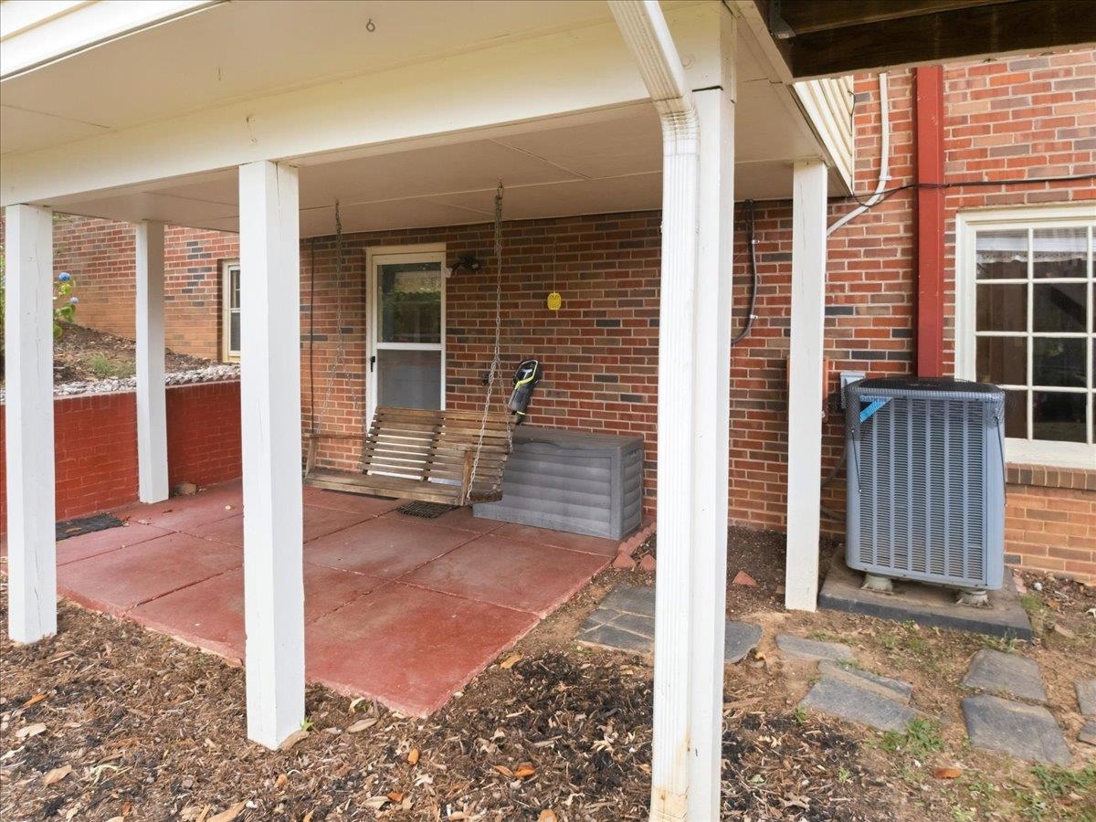 3155 Tomaranne Drive Roanoke VA 24018