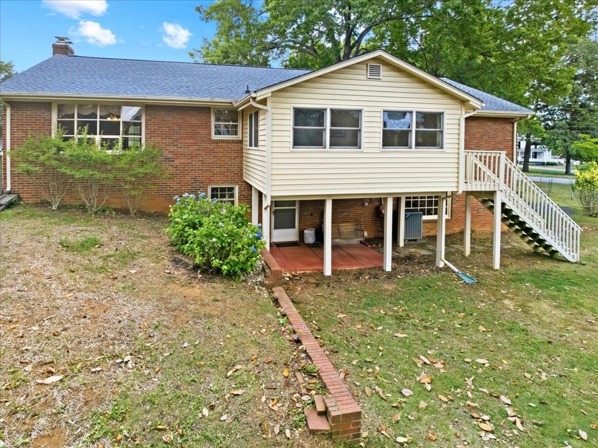 3155 Tomaranne Drive Roanoke VA 24018