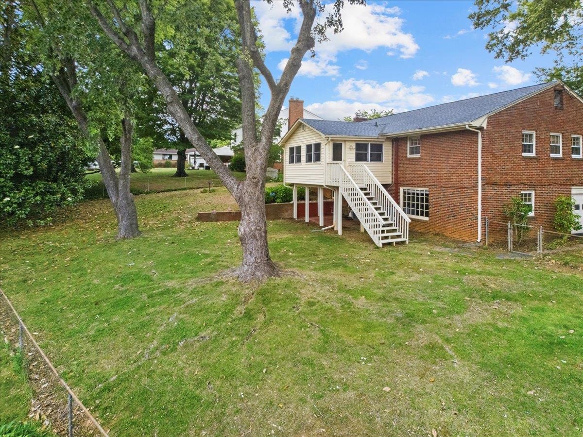 3155 Tomaranne Drive Roanoke VA 24018