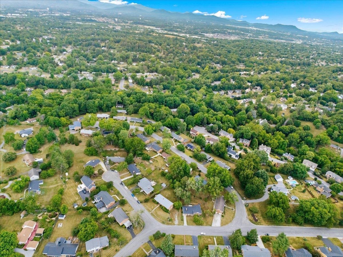 3155 Tomaranne Drive Roanoke VA 24018