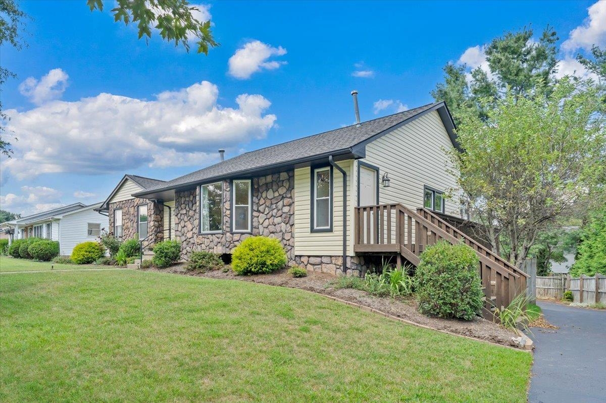 1280 Tranquility Viaduct Christiansburg VA 24073