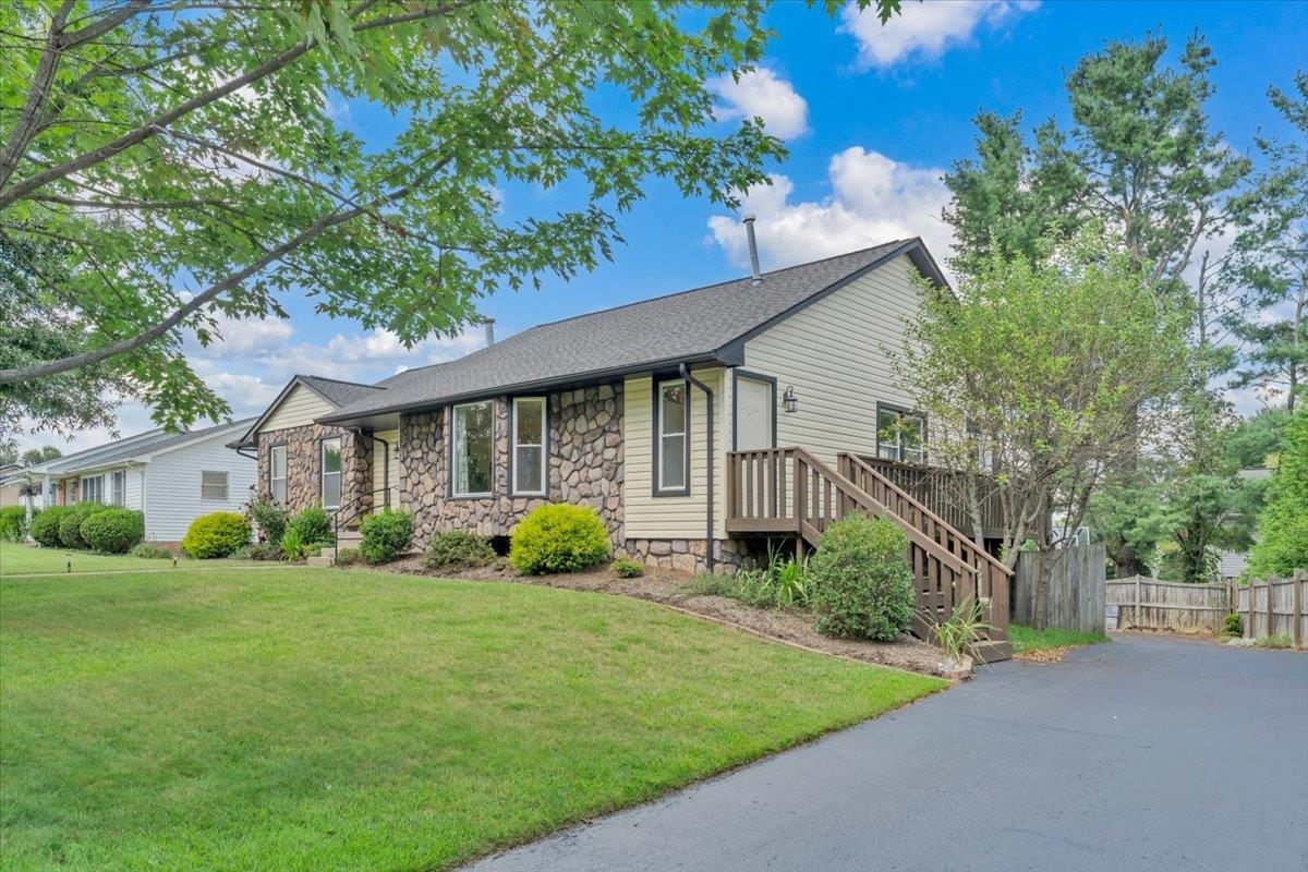 1280 Tranquility Viaduct Christiansburg VA 24073