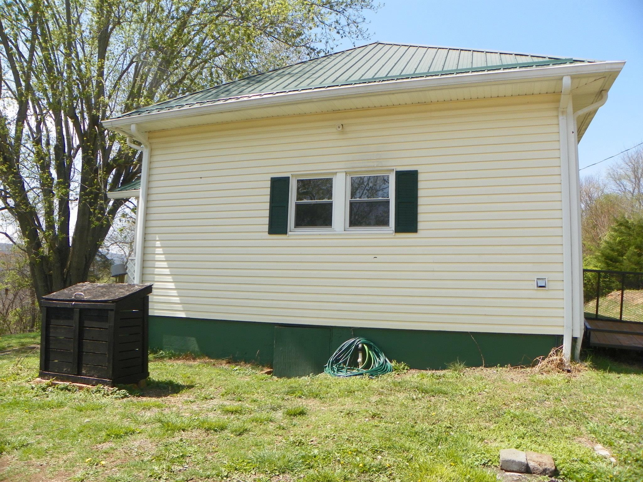 179 Sipe Lane Ivanhoe VA 24350