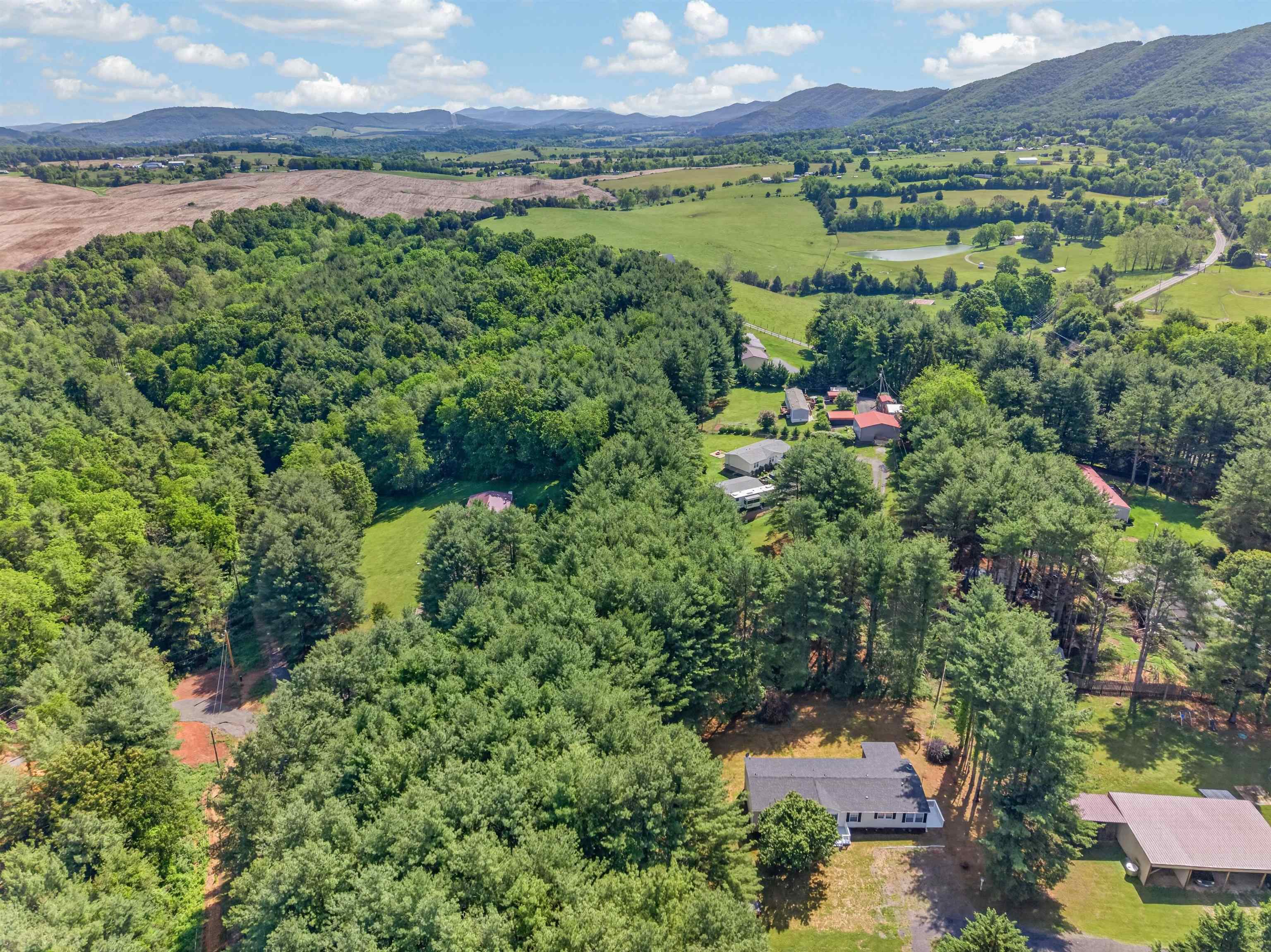 446 Lead Mine Road Austinville VA 24312