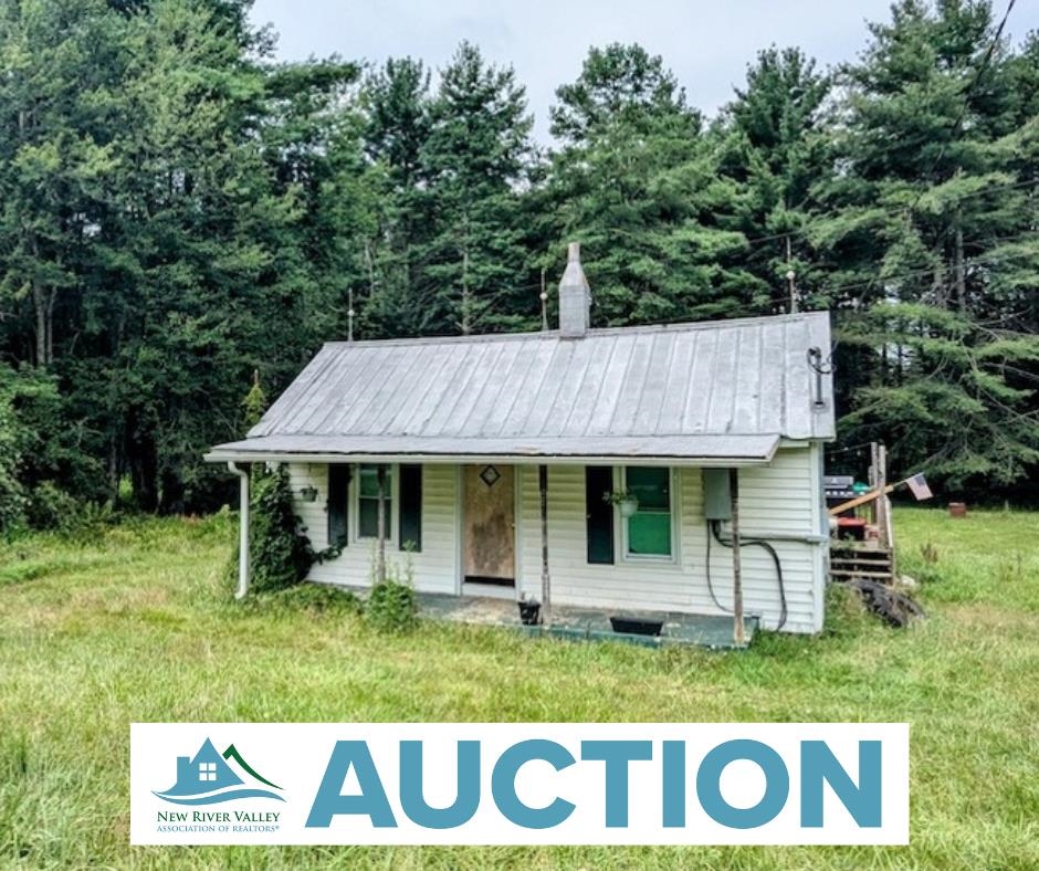 737 Agnes Lane NW Willis VA 24380