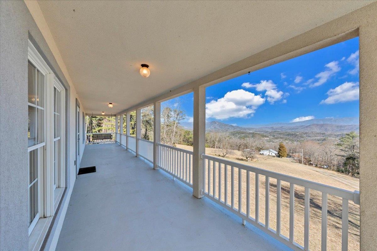 2534 Paris Mountain Road Elliston VA 24087