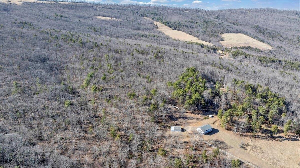 2534 Paris Mountain Road Elliston VA 24087