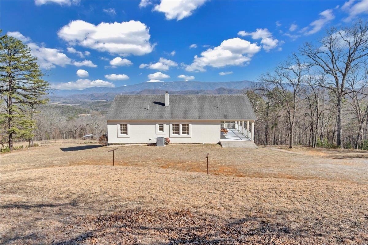 2534 Paris Mountain Road Elliston VA 24087