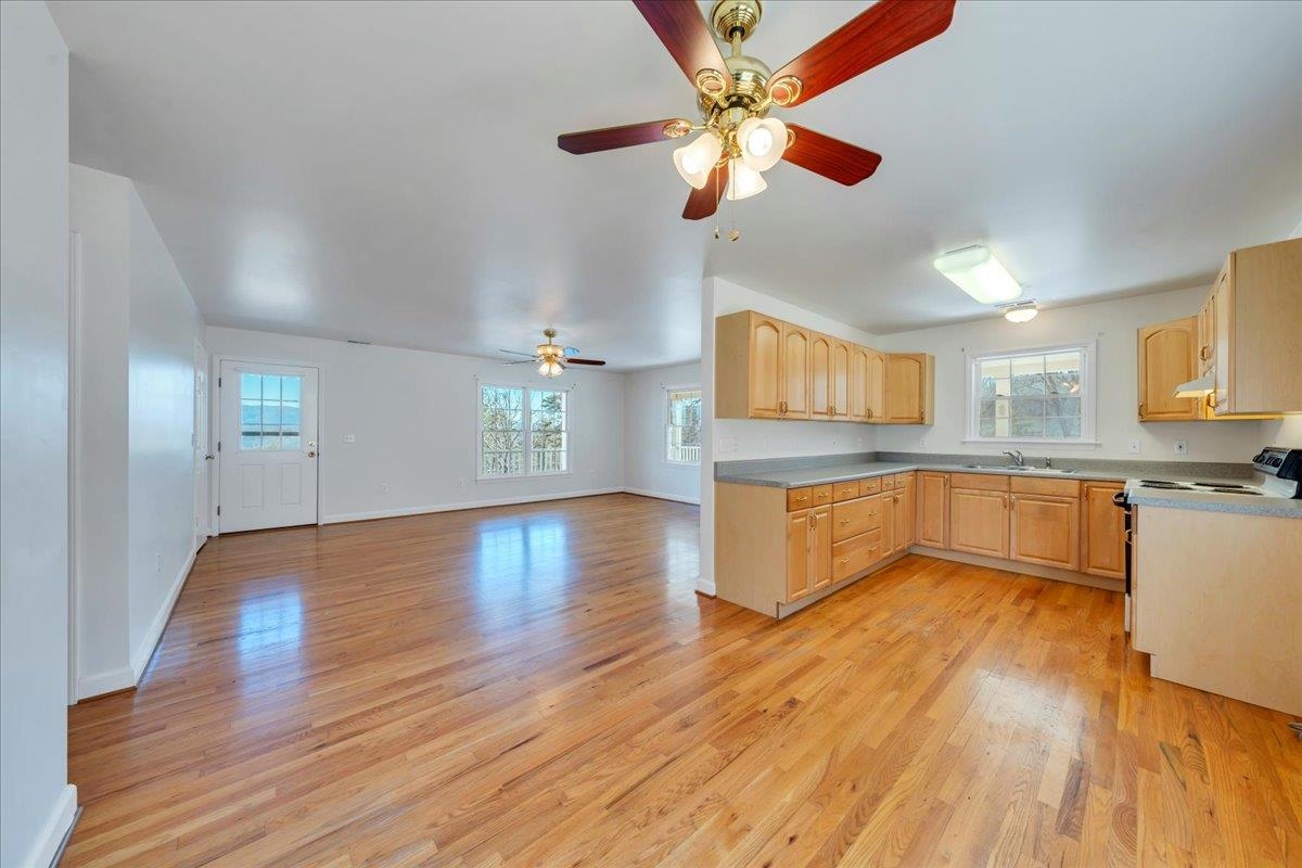 2534 Paris Mountain Road Elliston VA 24087