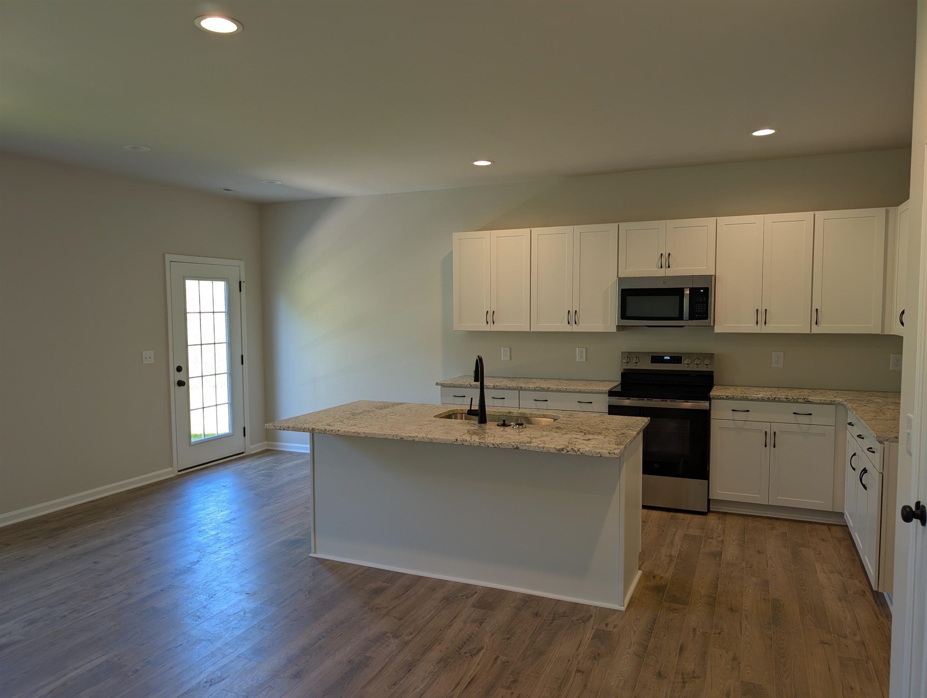 7451 King's Pointe Drive Fairlawn VA 24141