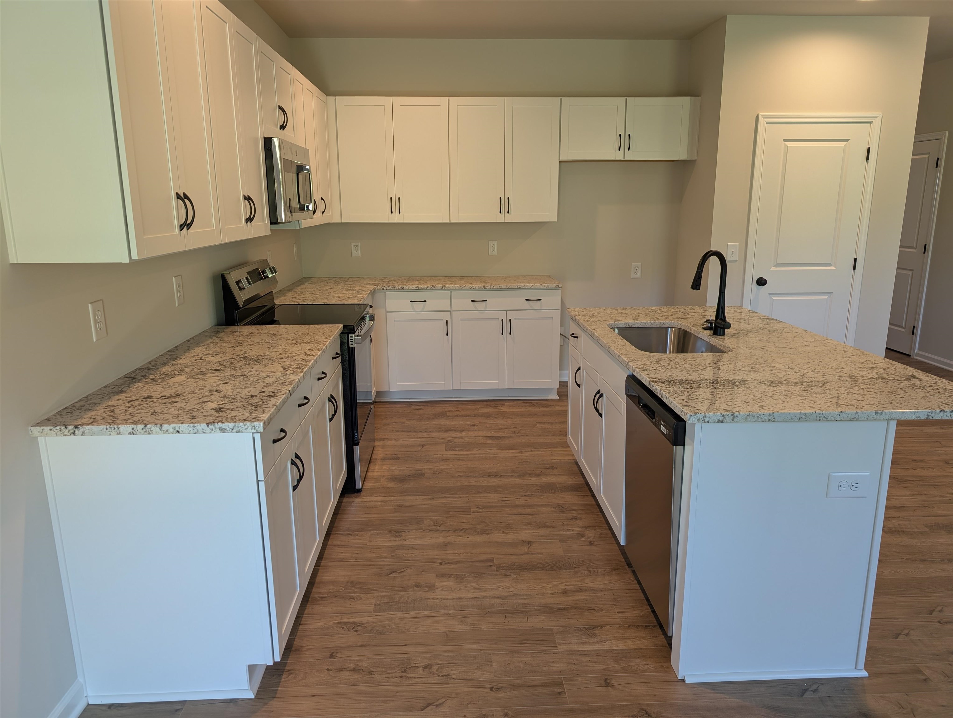 7451 King's Pointe Drive Fairlawn VA 24141