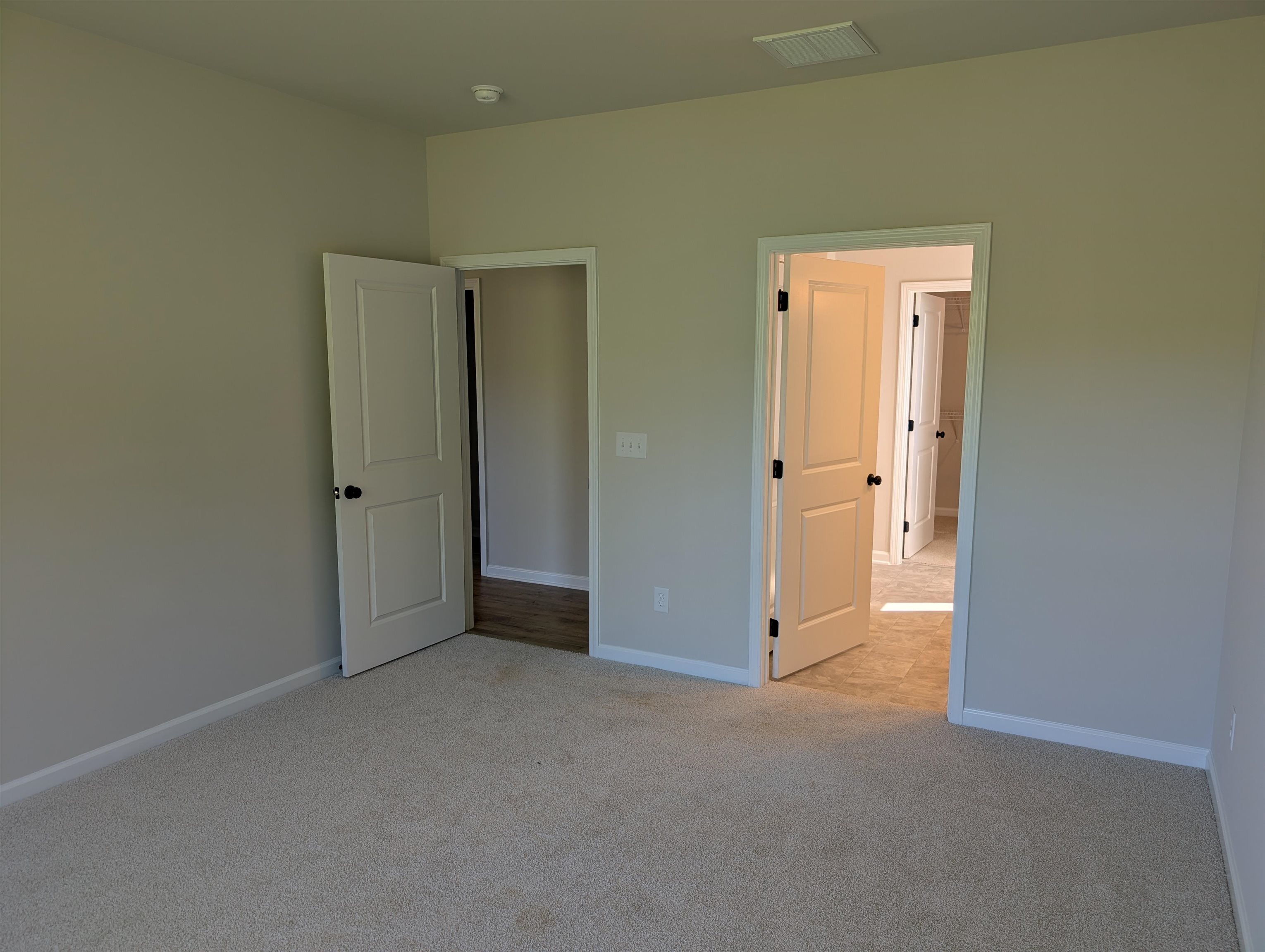 7451 King's Pointe Drive Fairlawn VA 24141