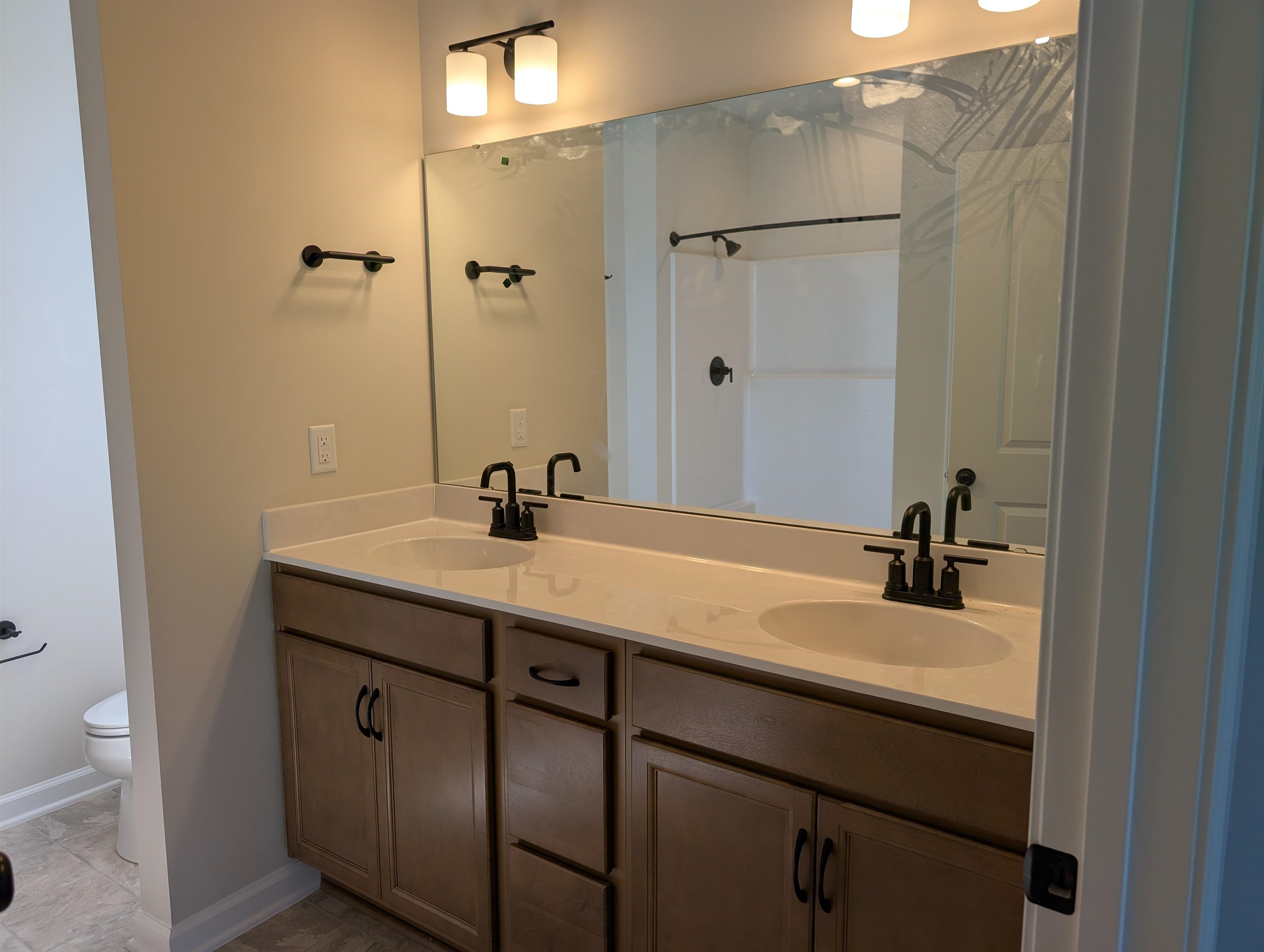 7451 King's Pointe Drive Fairlawn VA 24141
