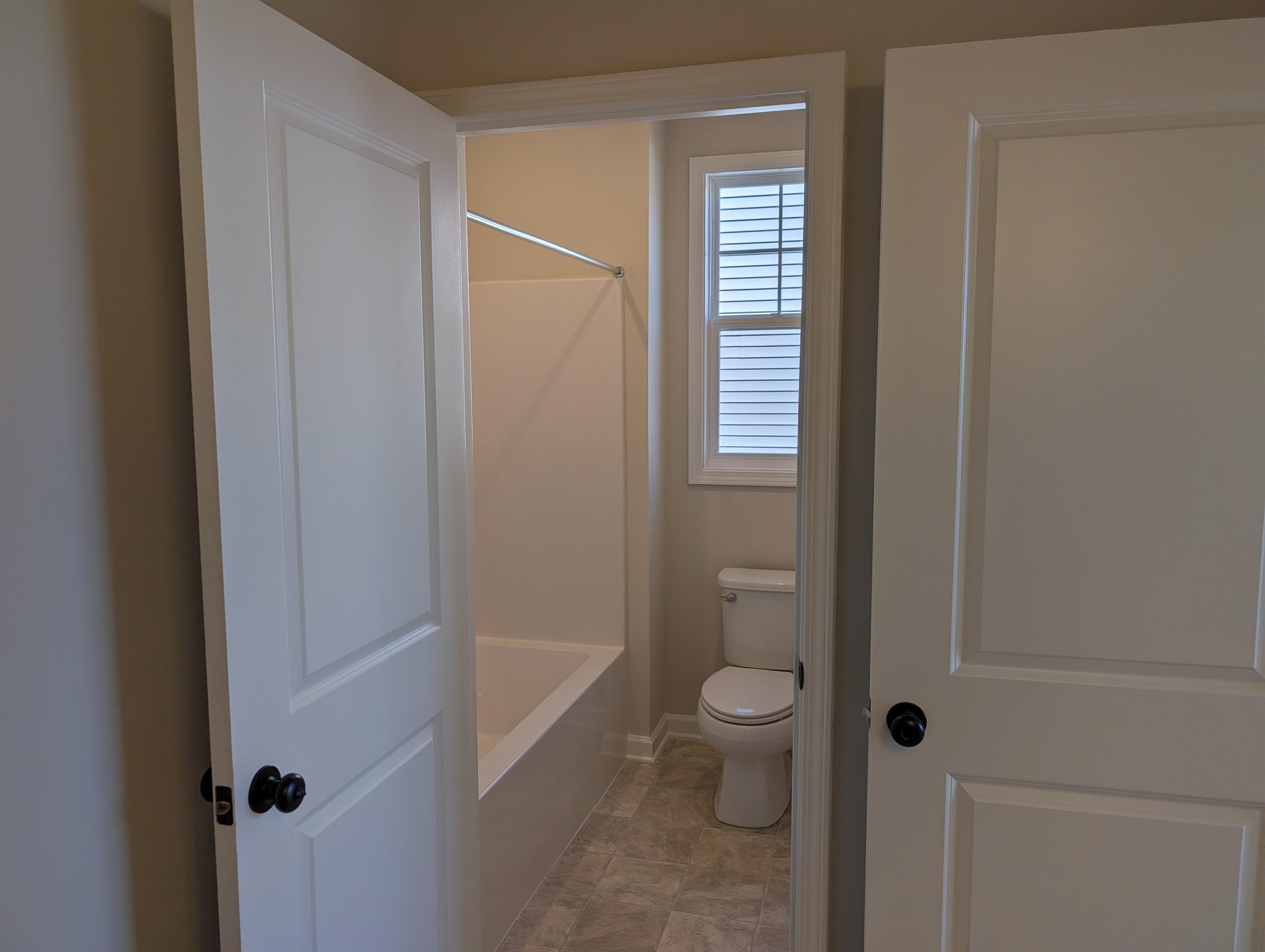 7451 King's Pointe Drive Fairlawn VA 24141