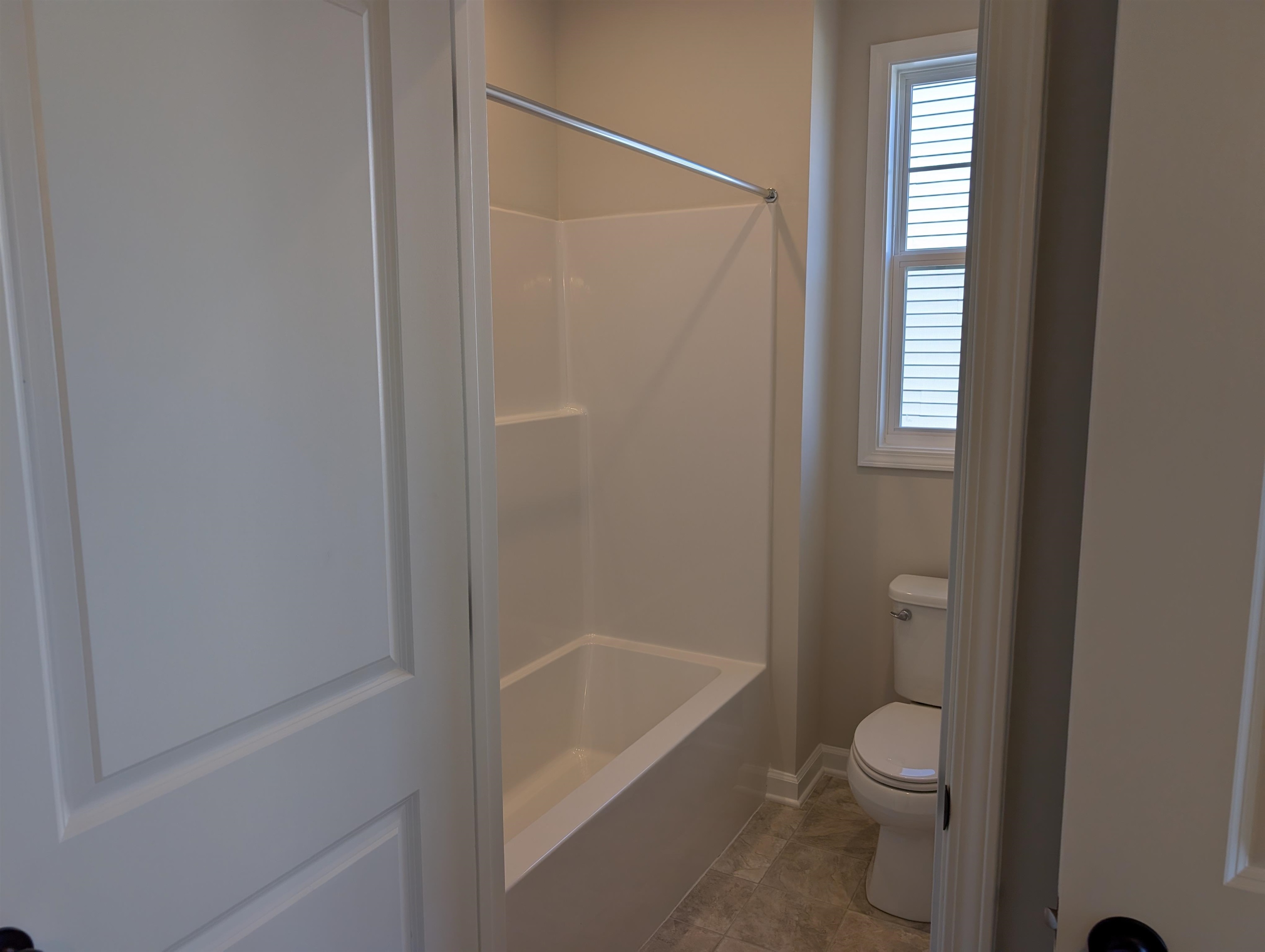 7451 King's Pointe Drive Fairlawn VA 24141
