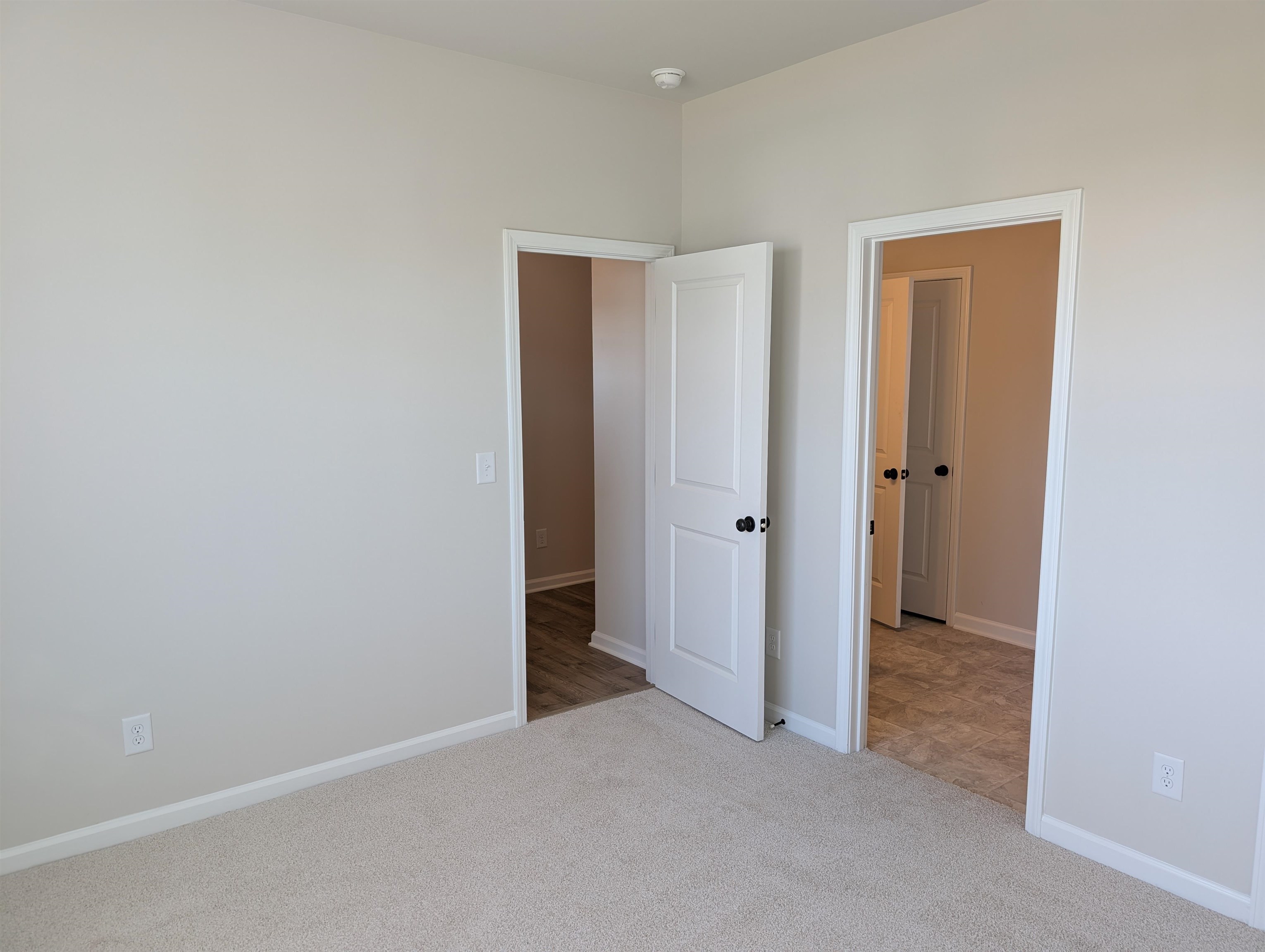 7451 King's Pointe Drive Fairlawn VA 24141