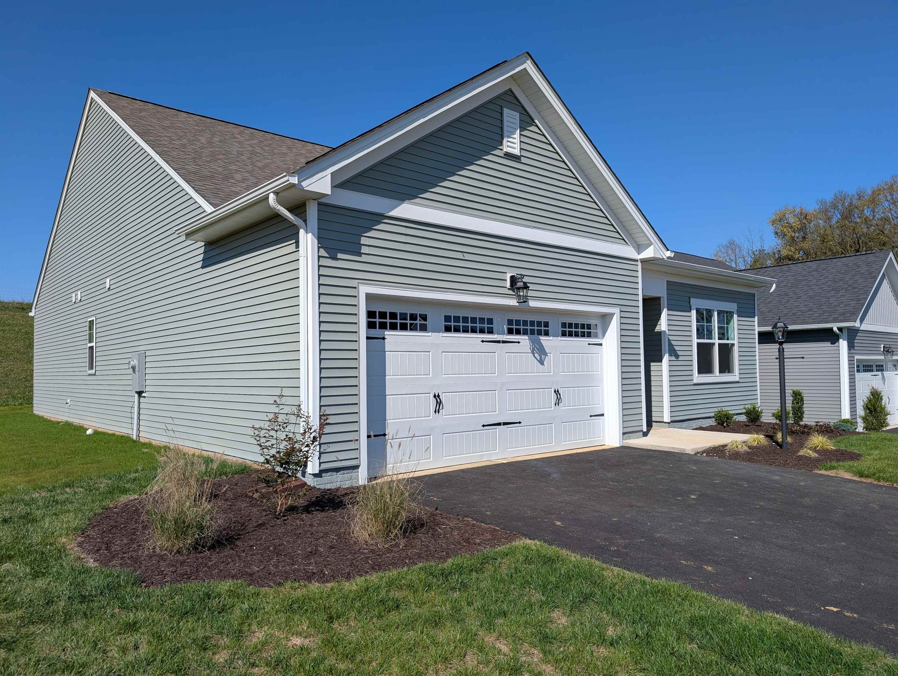 7451 King's Pointe Drive Fairlawn VA 24141