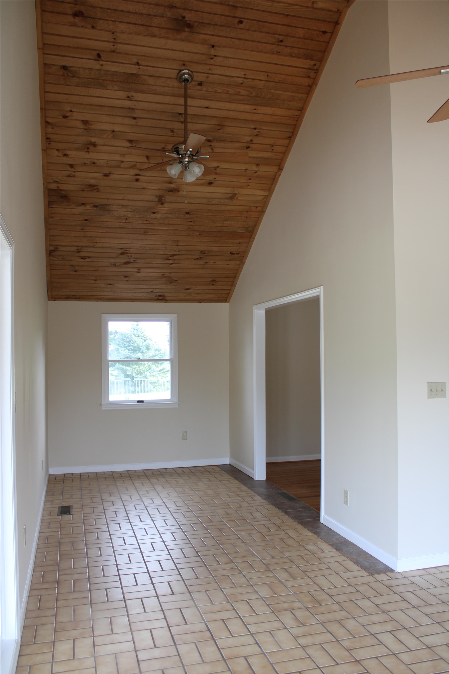 5062 Woodlyn Street Dublin VA 24084