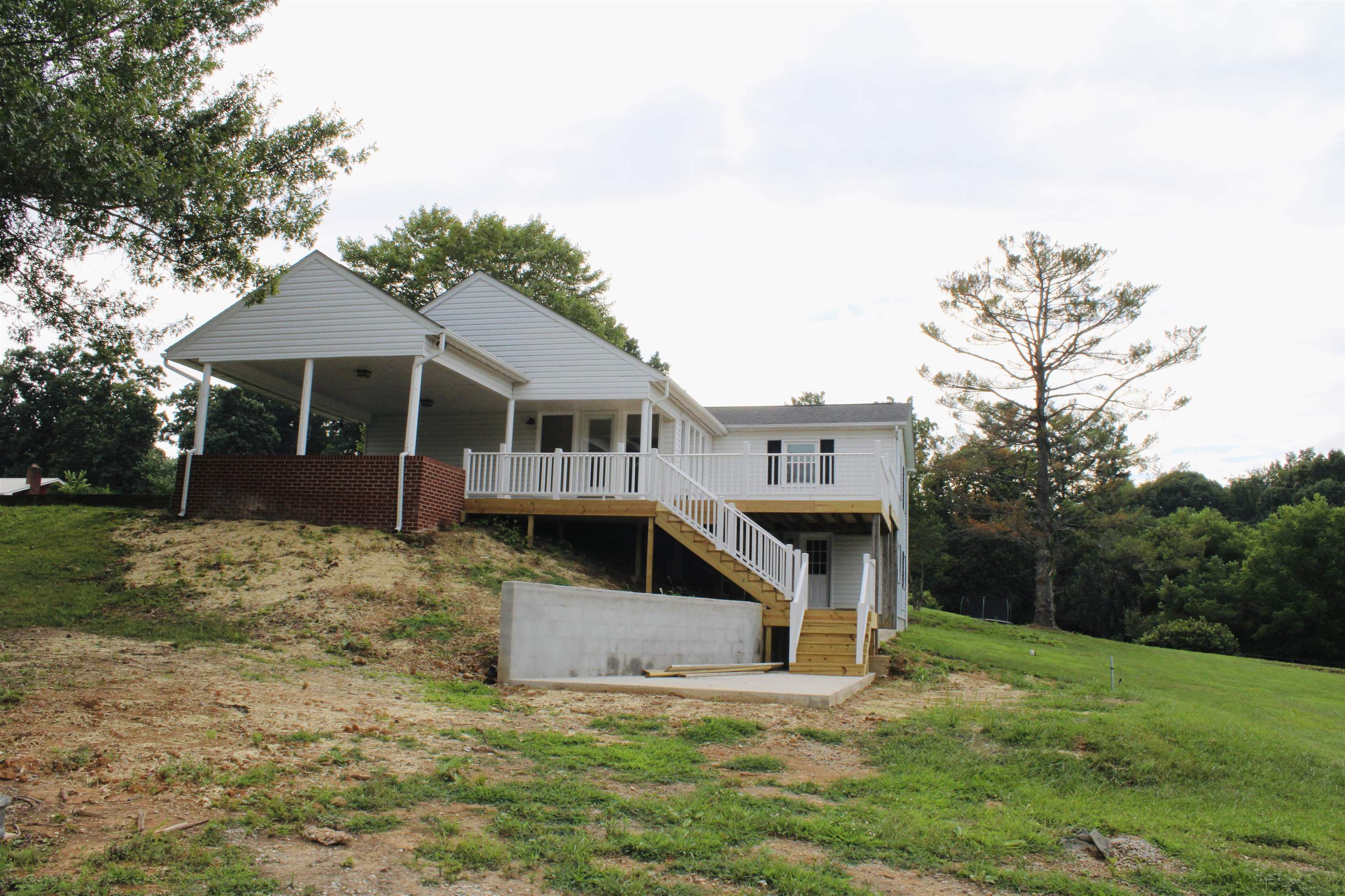 5062 Woodlyn Street Dublin VA 24084