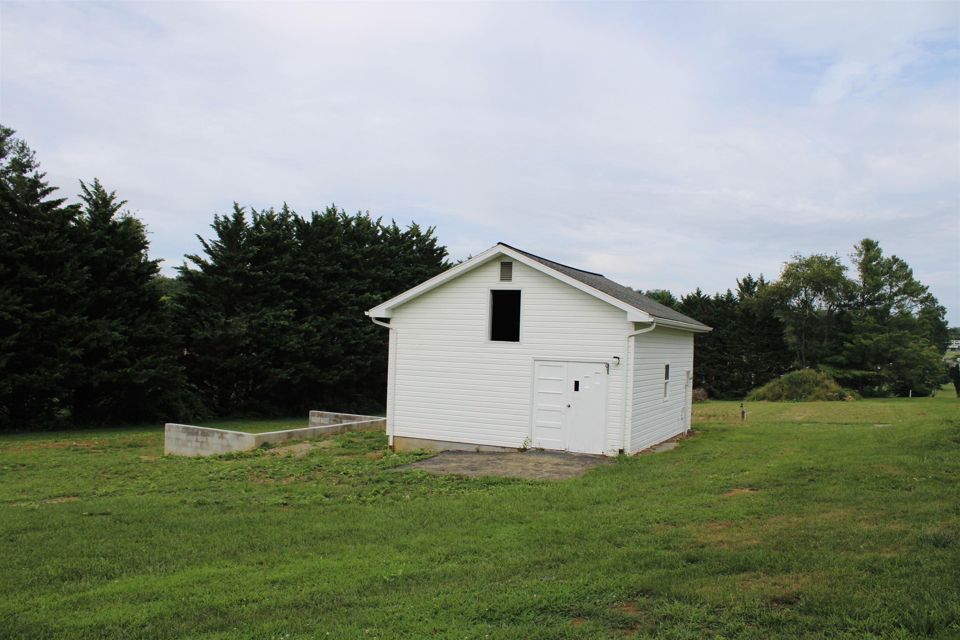 5062 Woodlyn Street Dublin VA 24084