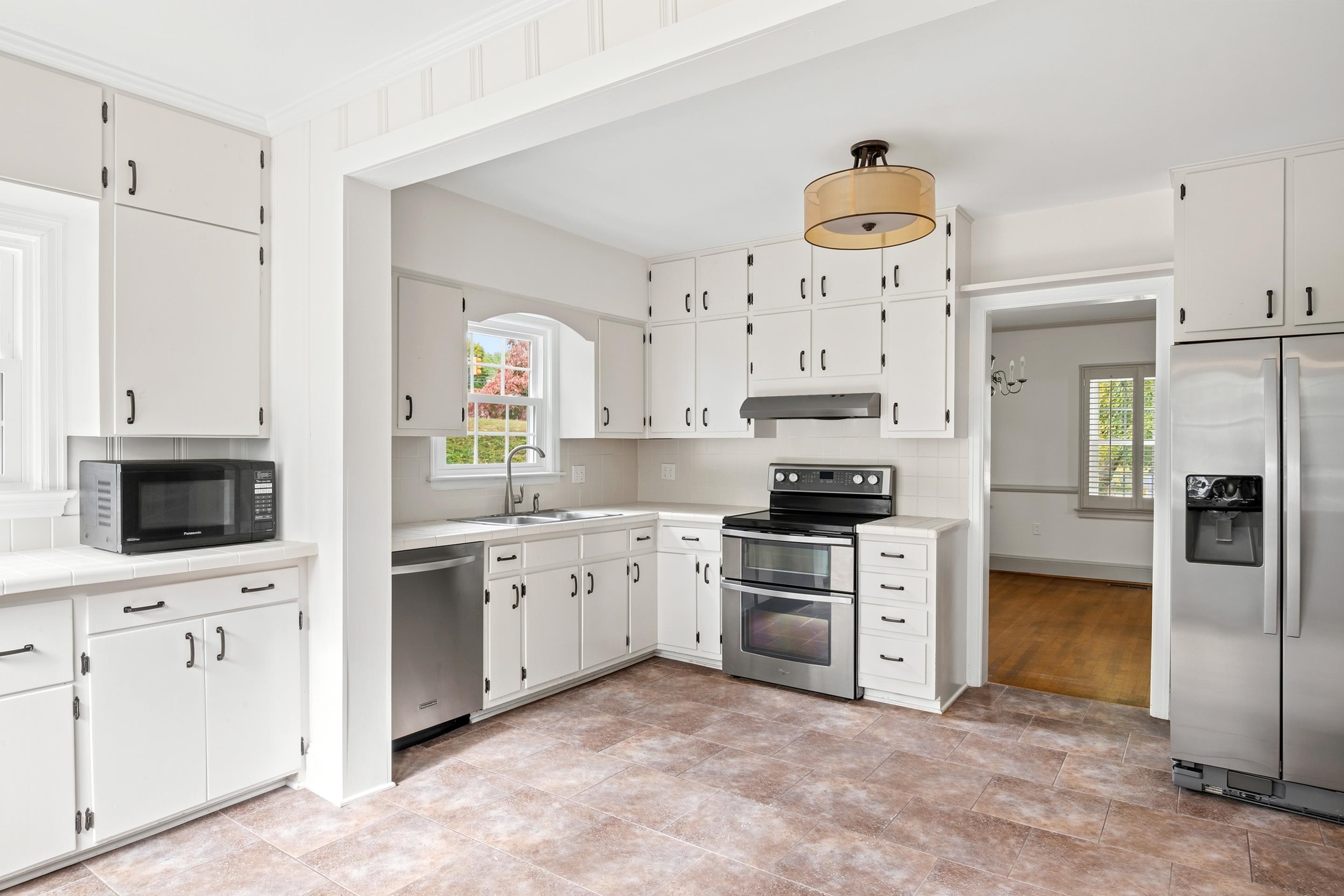 660 W Main Street Christiansburg VA 24073