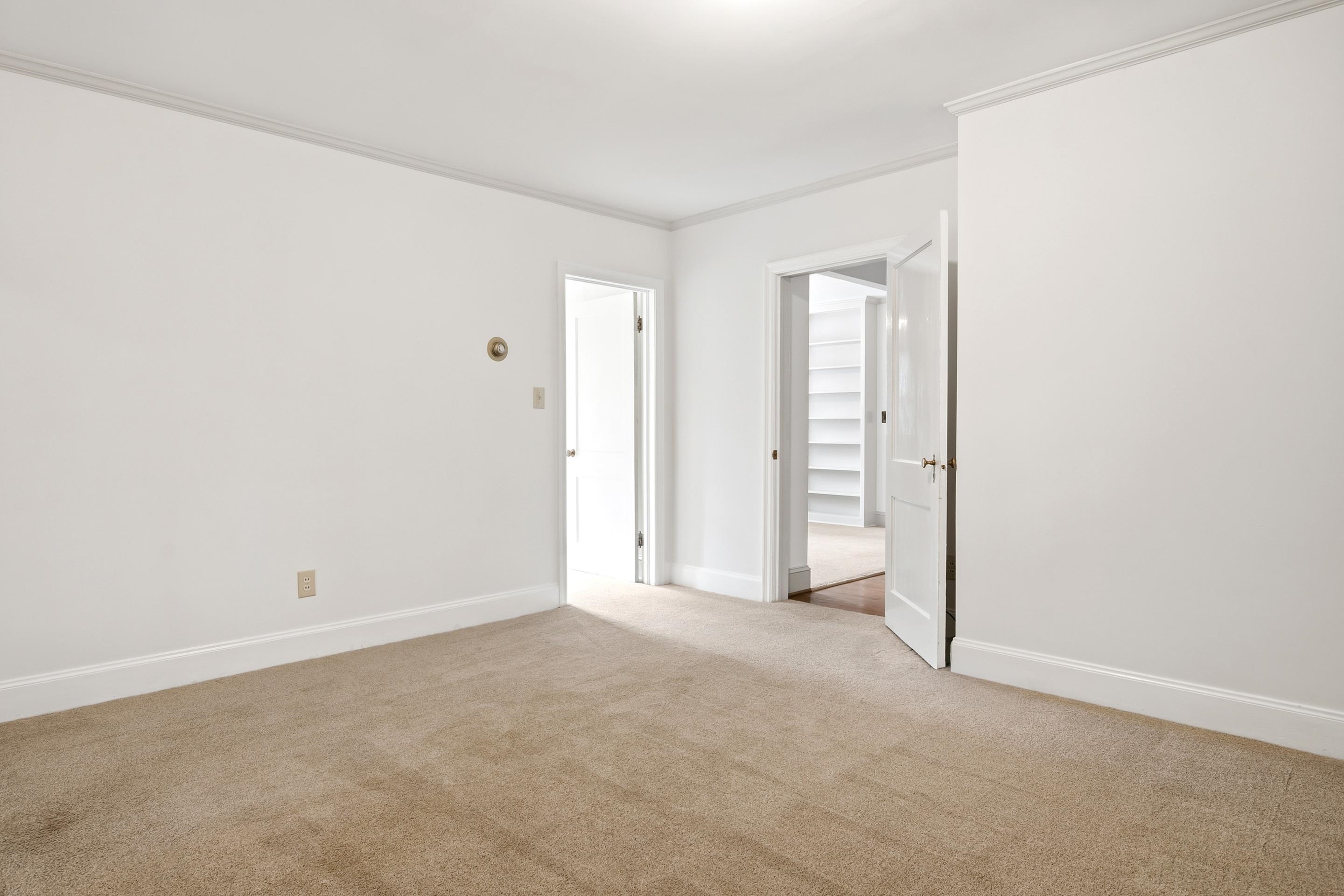 660 W Main Street Christiansburg VA 24073