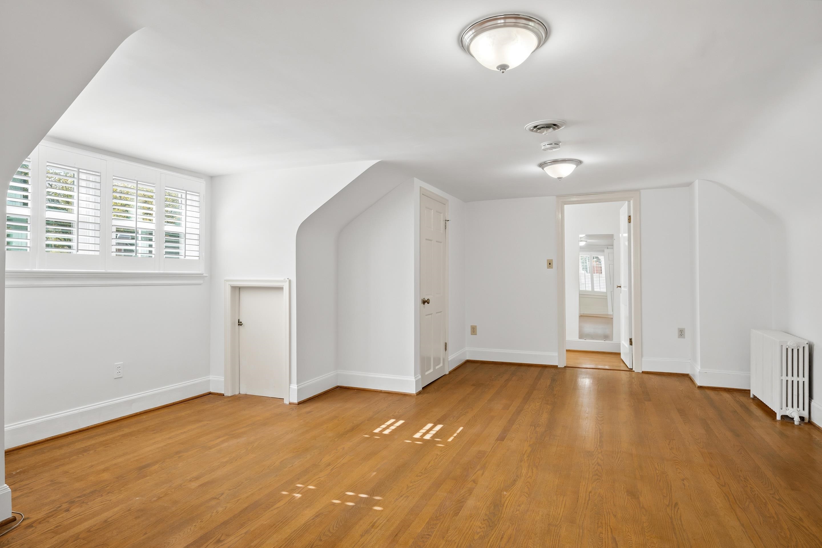 660 W Main Street Christiansburg VA 24073