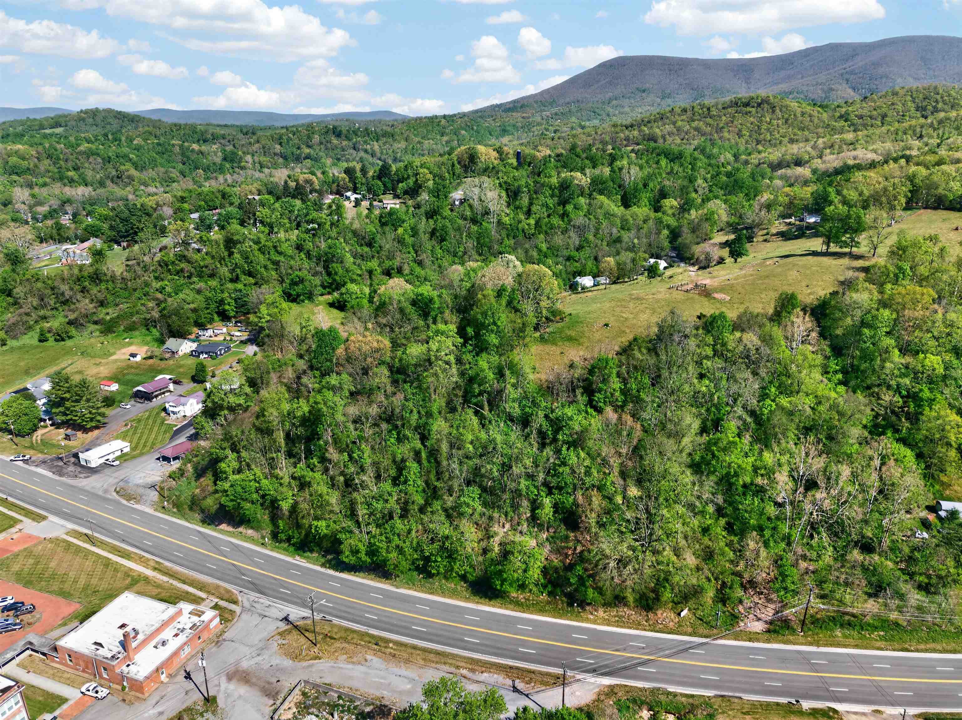 101 Mays Hollow Road Pembroke VA 24136