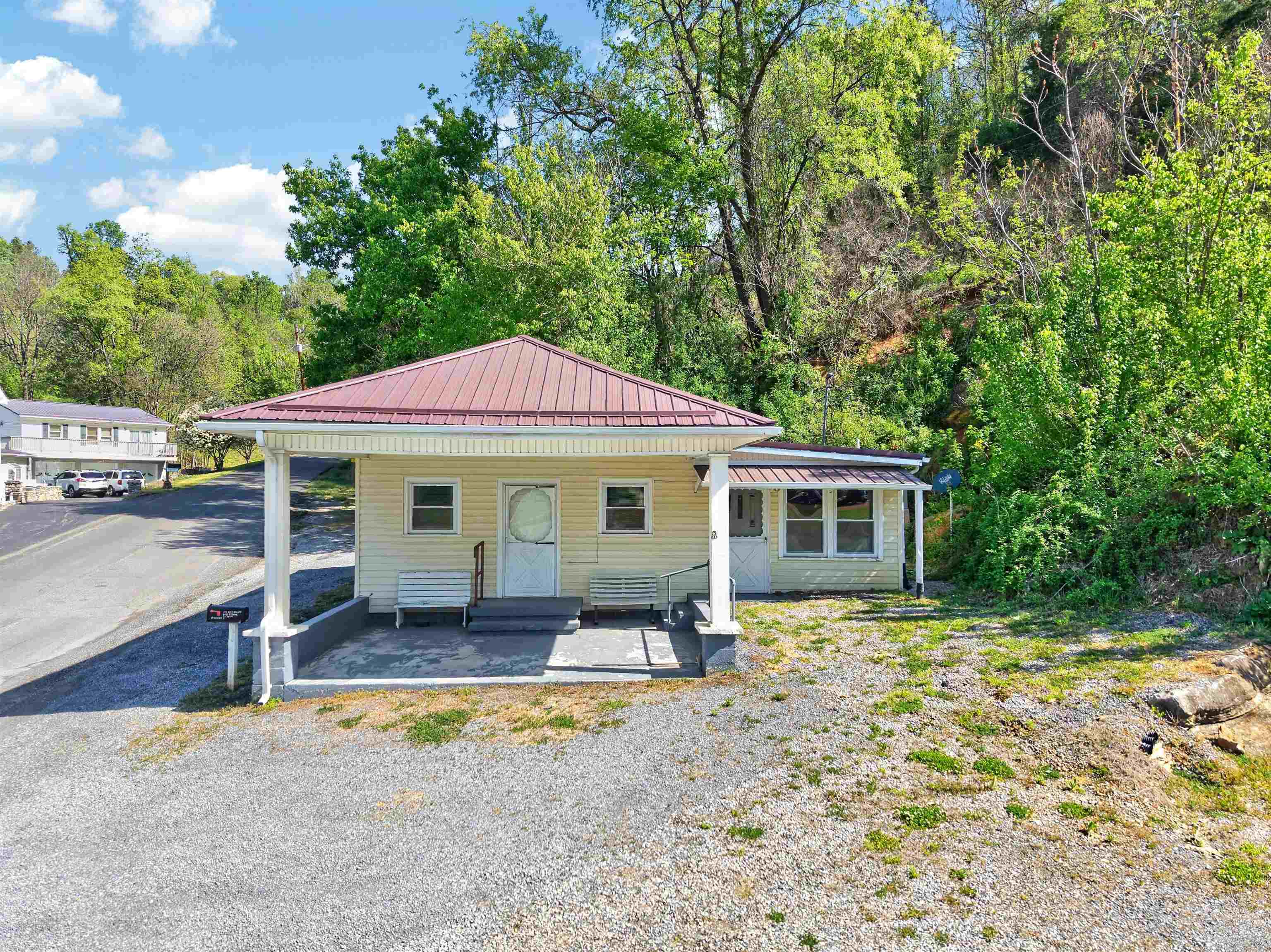 101 Mays Hollow Road Pembroke VA 24136