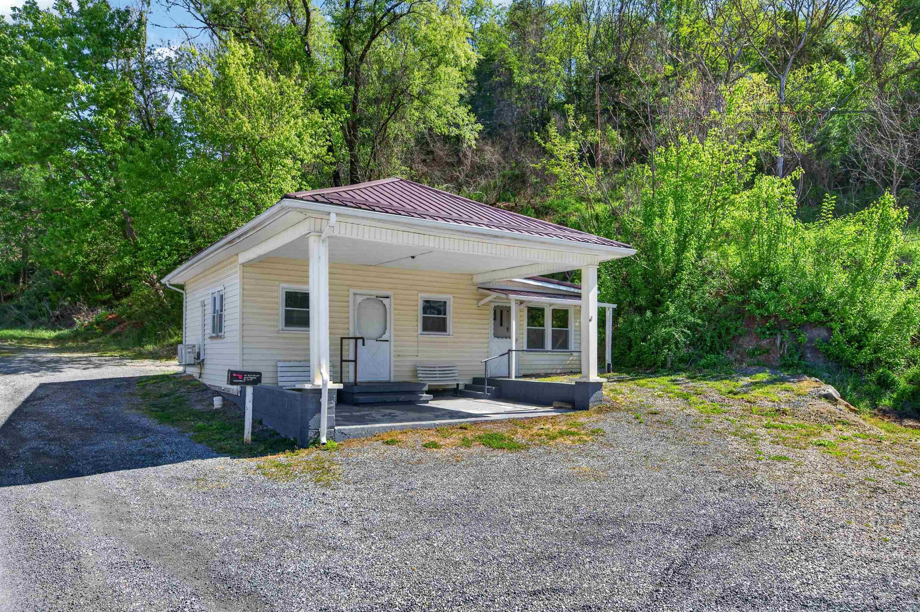 101 Mays Hollow Road Pembroke VA 24136