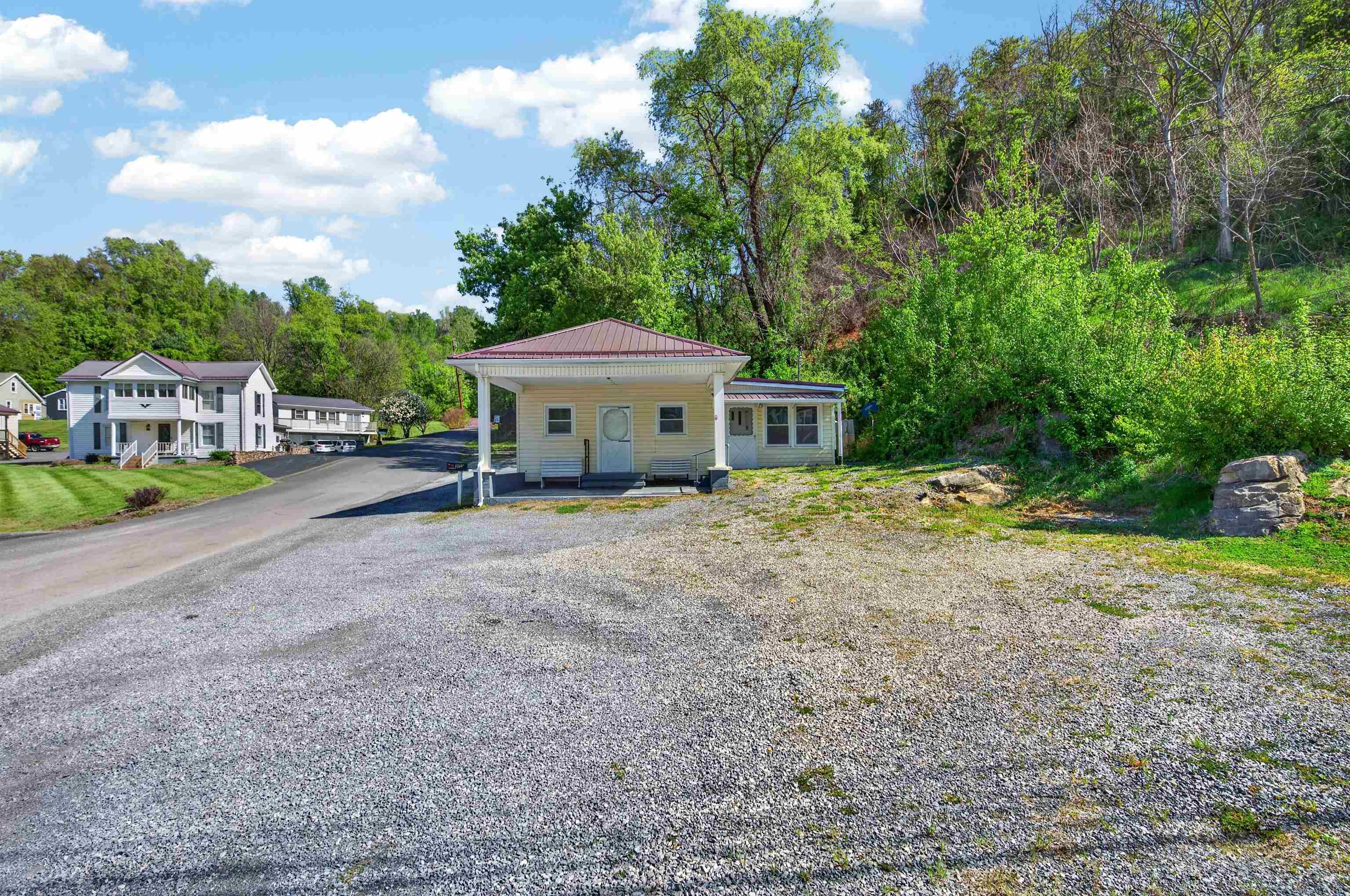 101 Mays Hollow Road Pembroke VA 24136