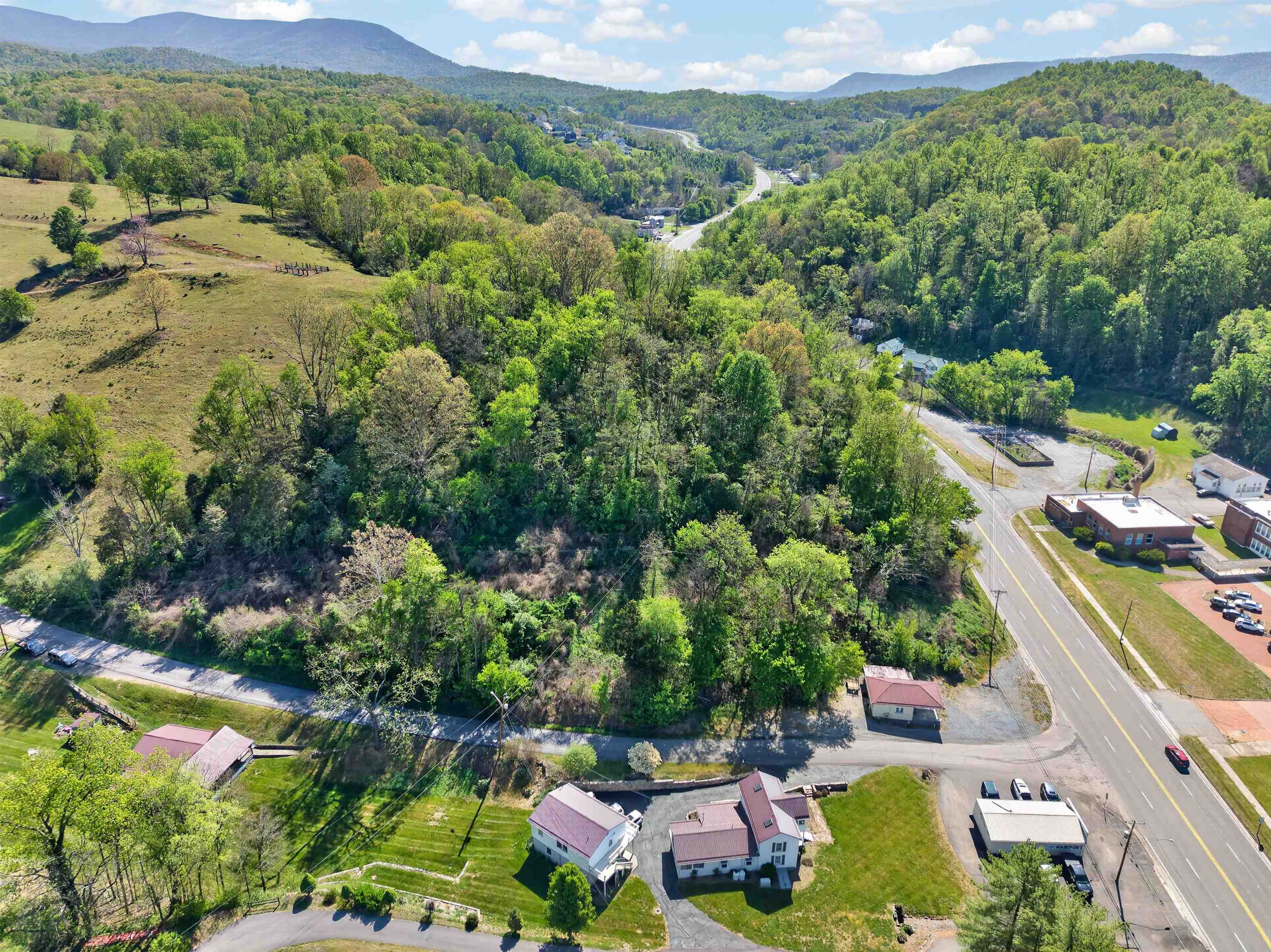 101 Mays Hollow Road Pembroke VA 24136
