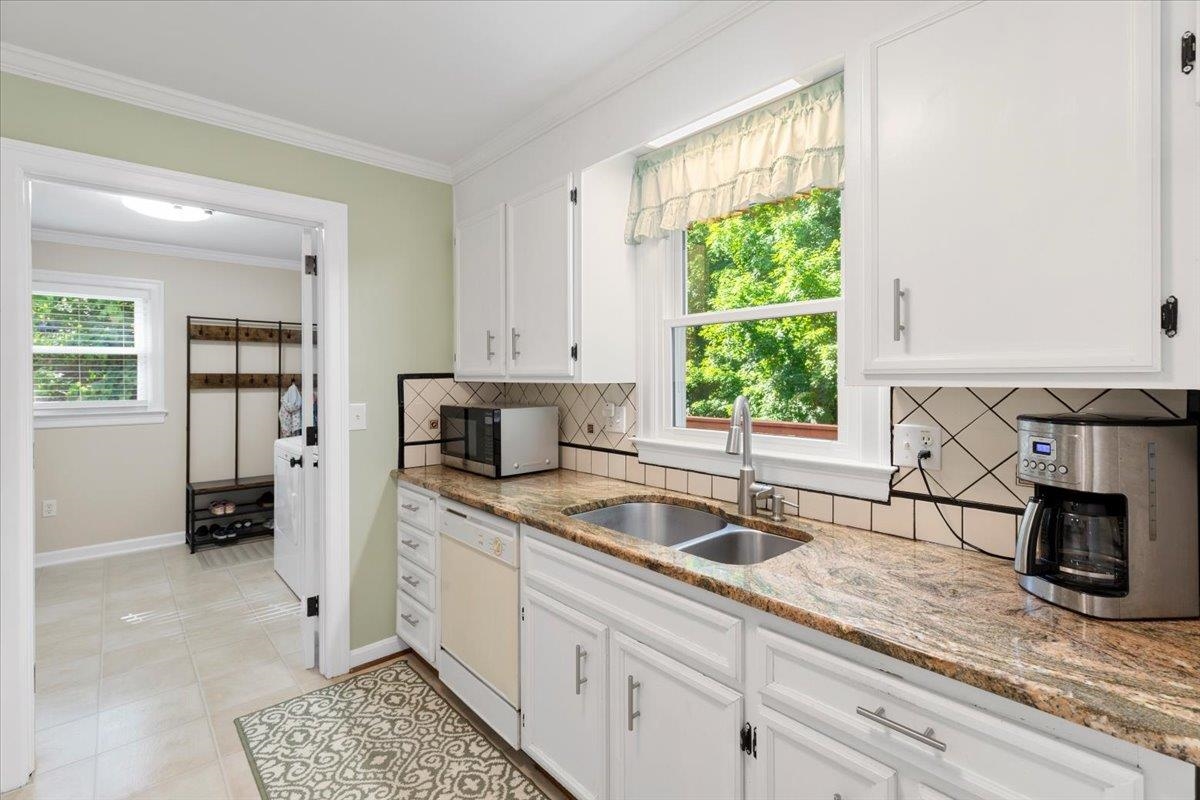 609 Landsdowne Drive Blacksburg VA 24060