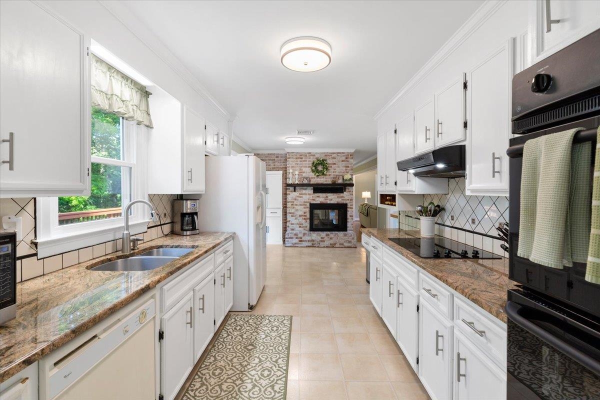 609 Landsdowne Drive Blacksburg VA 24060