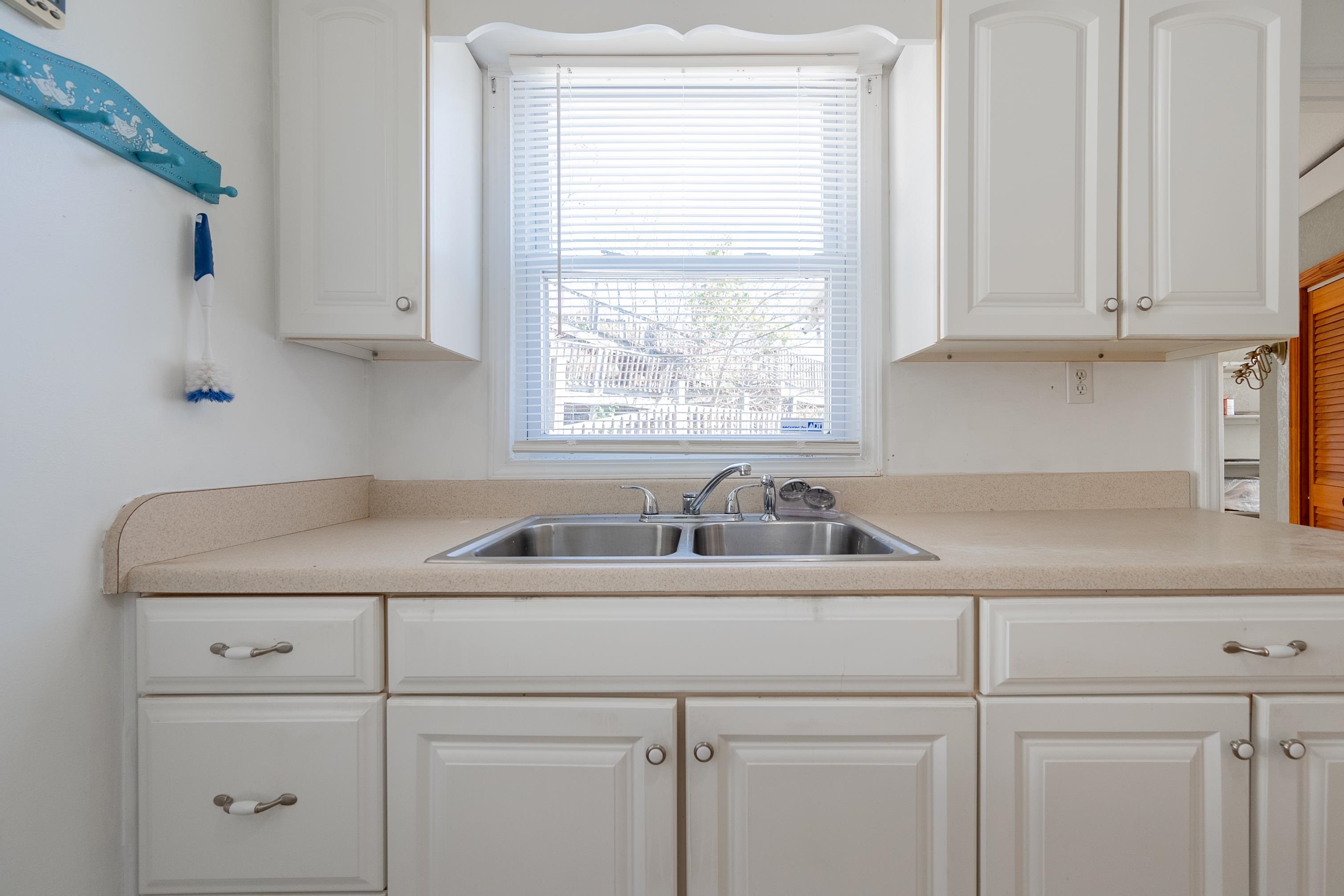 305 Fairview Street Narrows VA 24124