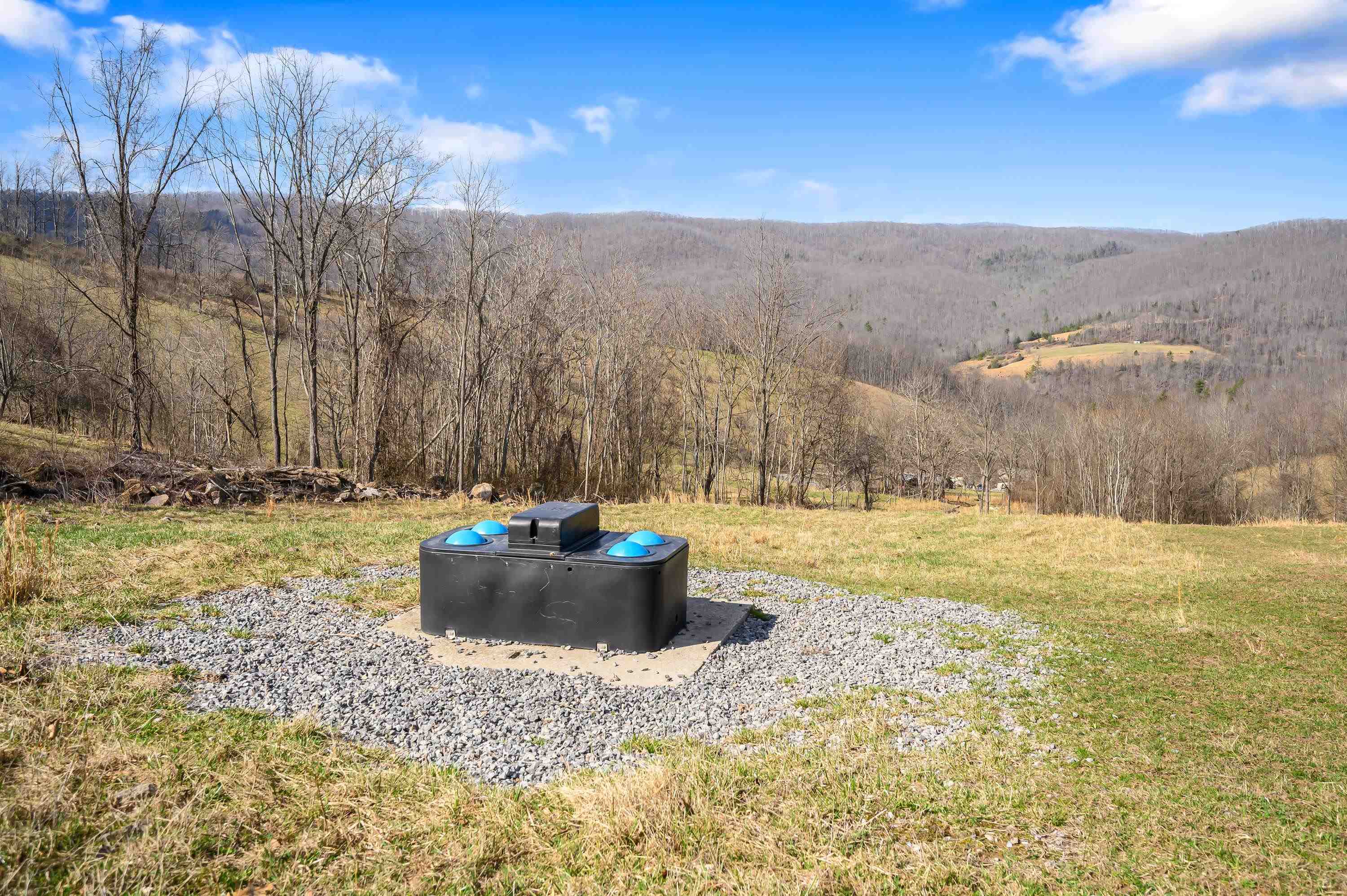 568 Round Bottom Drive Narrows VA 24124